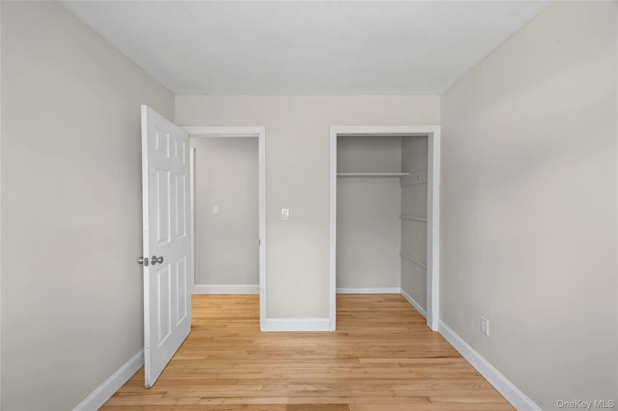 16 Hewitt Boulevard, Brookhaven, NY, 4 Bedrooms Bedrooms, 8 Rooms Rooms,3 BathroomsBathrooms,Residential,For Rent,Hewitt,0,1036152 16 Hewitt Boulevard, Brookhaven, NY, 4 Bedrooms Bedrooms, 8 Rooms Rooms,3 BathroomsBathrooms,Residential,For Rent,Hewitt,0,1036152