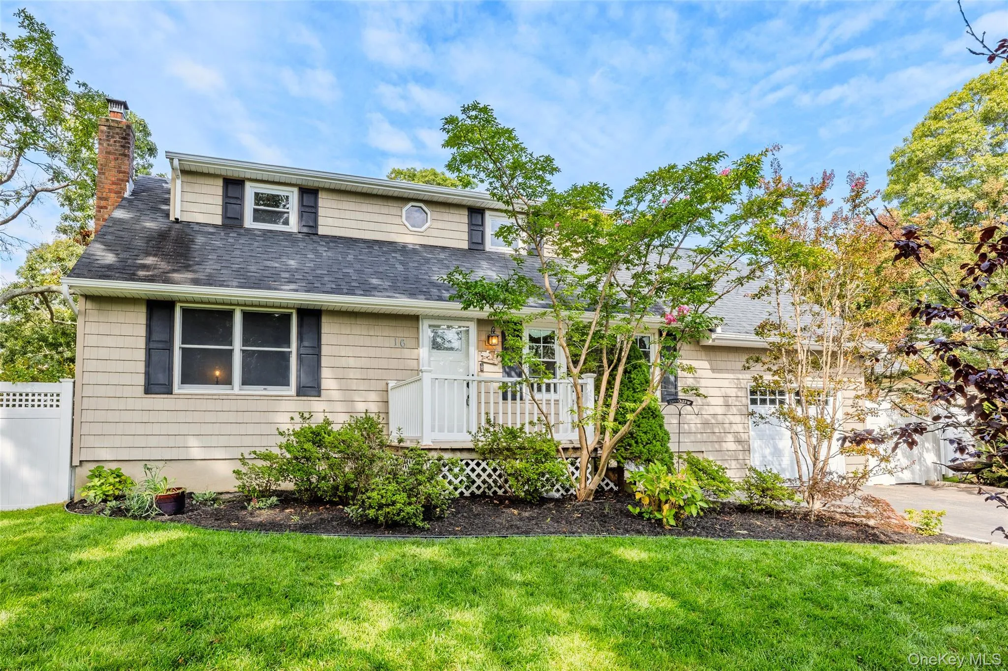 16 Hewitt Boulevard, Brookhaven, NY, 4 Bedrooms Bedrooms, 8 Rooms Rooms,3 BathroomsBathrooms,Residential,For Rent,Hewitt,0,1036152 16 Hewitt Boulevard, Brookhaven, NY, 4 Bedrooms Bedrooms, 8 Rooms Rooms,3 BathroomsBathrooms,Residential,For Rent,Hewitt,0,1036152