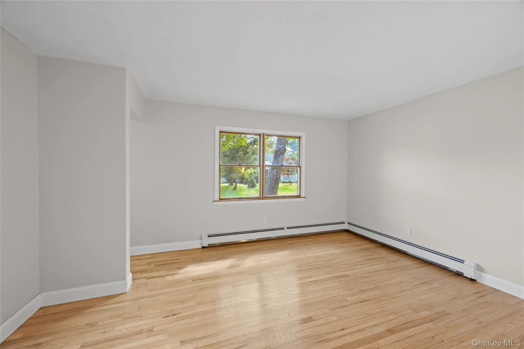 16 Hewitt Boulevard, Brookhaven, NY, 4 Bedrooms Bedrooms, 8 Rooms Rooms,3 BathroomsBathrooms,Residential,For Rent,Hewitt,0,1036152 16 Hewitt Boulevard, Brookhaven, NY, 4 Bedrooms Bedrooms, 8 Rooms Rooms,3 BathroomsBathrooms,Residential,For Rent,Hewitt,0,1036152