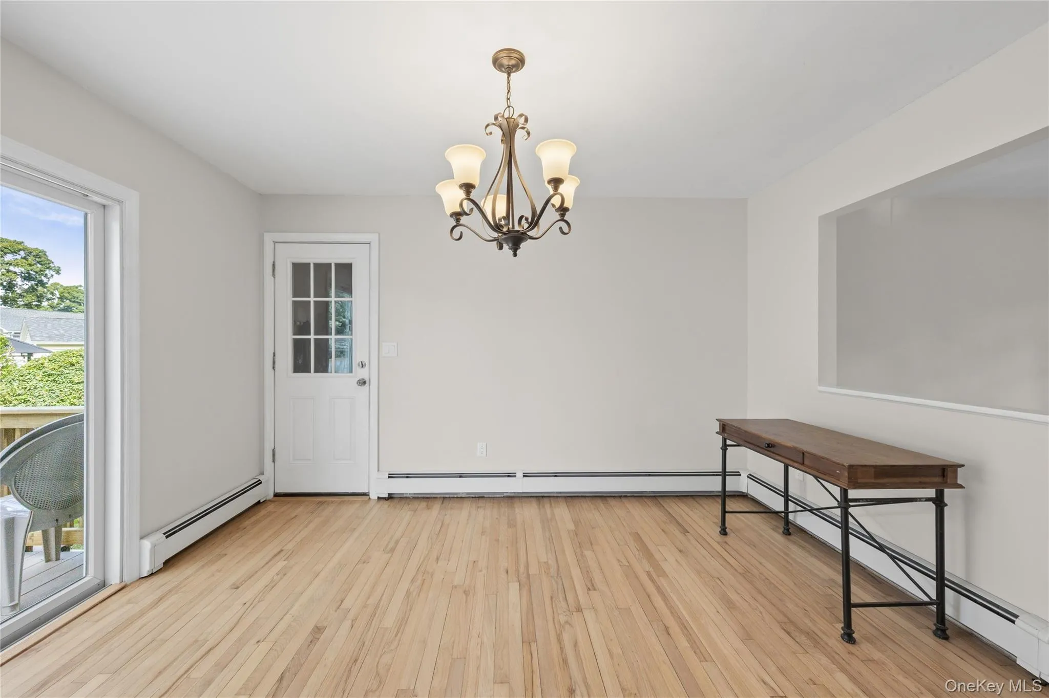 16 Hewitt Boulevard, Brookhaven, NY, 4 Bedrooms Bedrooms, 8 Rooms Rooms,3 BathroomsBathrooms,Residential,For Rent,Hewitt,0,1036152 16 Hewitt Boulevard, Brookhaven, NY, 4 Bedrooms Bedrooms, 8 Rooms Rooms,3 BathroomsBathrooms,Residential,For Rent,Hewitt,0,1036152