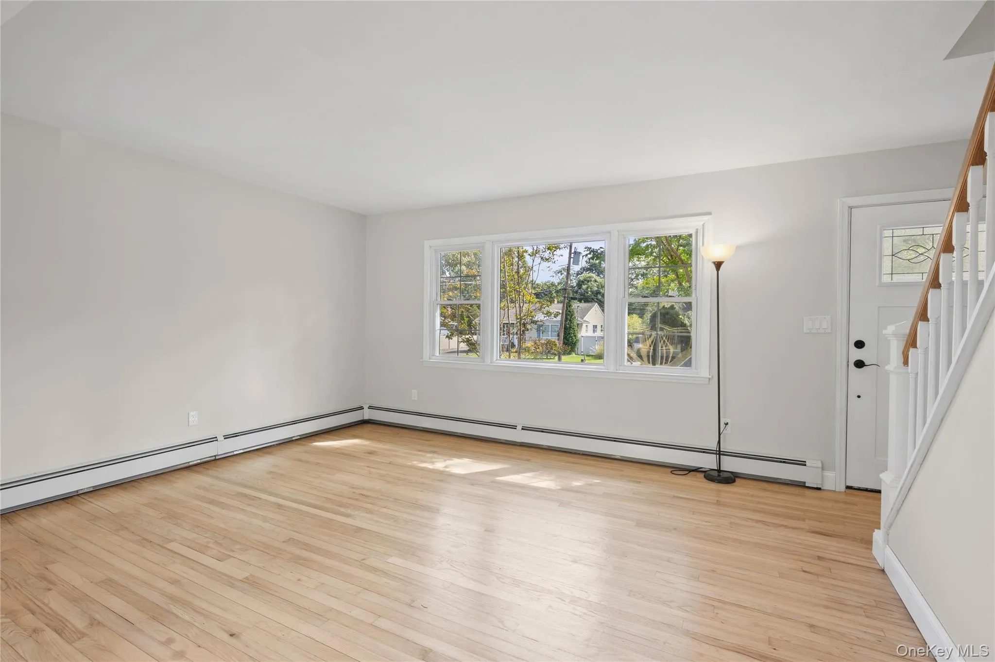 16 Hewitt Boulevard, Brookhaven, NY, 4 Bedrooms Bedrooms, 8 Rooms Rooms,3 BathroomsBathrooms,Residential,For Rent,Hewitt,0,1036152 16 Hewitt Boulevard, Brookhaven, NY, 4 Bedrooms Bedrooms, 8 Rooms Rooms,3 BathroomsBathrooms,Residential,For Rent,Hewitt,0,1036152