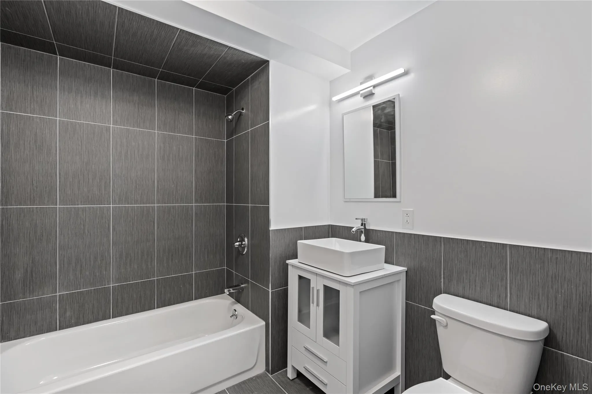 135 Wakefield Avenue, Yonkers, NY, 1 Bedroom Bedrooms, 3 Rooms Rooms,1 BathroomBathrooms,Residential Lease,For Rent,Wakefield,0,1036153 135 Wakefield Avenue, Yonkers, NY, 1 Bedroom Bedrooms, 3 Rooms Rooms,1 BathroomBathrooms,Residential Lease,For Rent,Wakefield,0,1036153