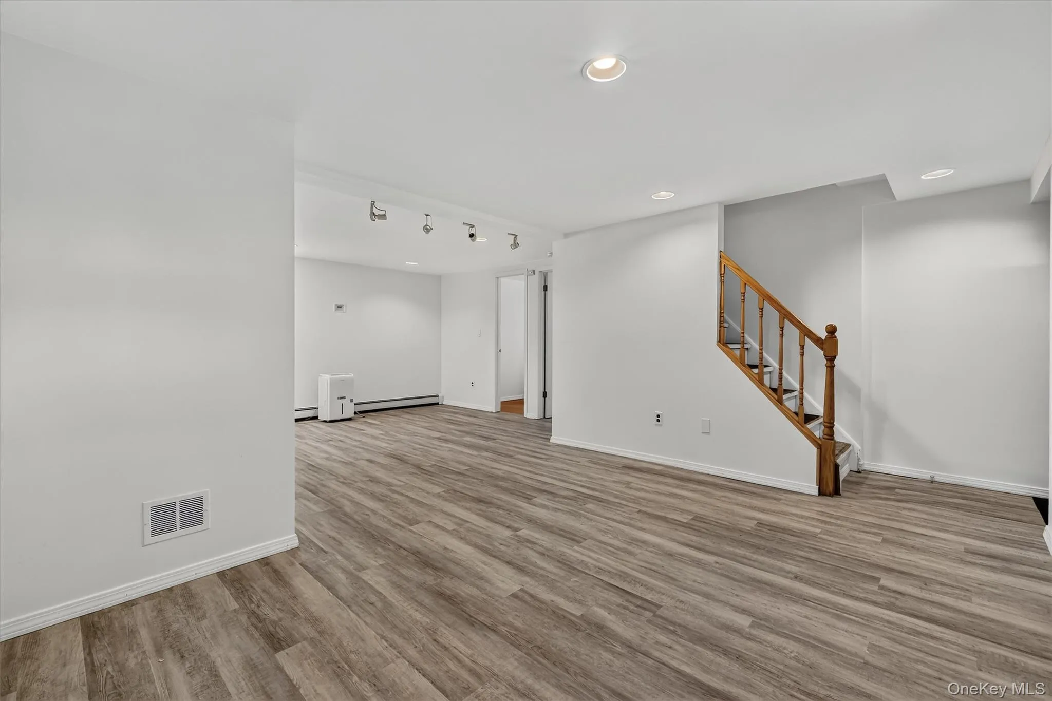 76 Meadow Sweet Road, Cortlandt, NY, 3 Bedrooms Bedrooms, 7 Rooms Rooms,2 BathroomsBathrooms,Residential,For Rent,Meadow Sweet,0,1036158 76 Meadow Sweet Road, Cortlandt, NY, 3 Bedrooms Bedrooms, 7 Rooms Rooms,2 BathroomsBathrooms,Residential,For Rent,Meadow Sweet,0,1036158