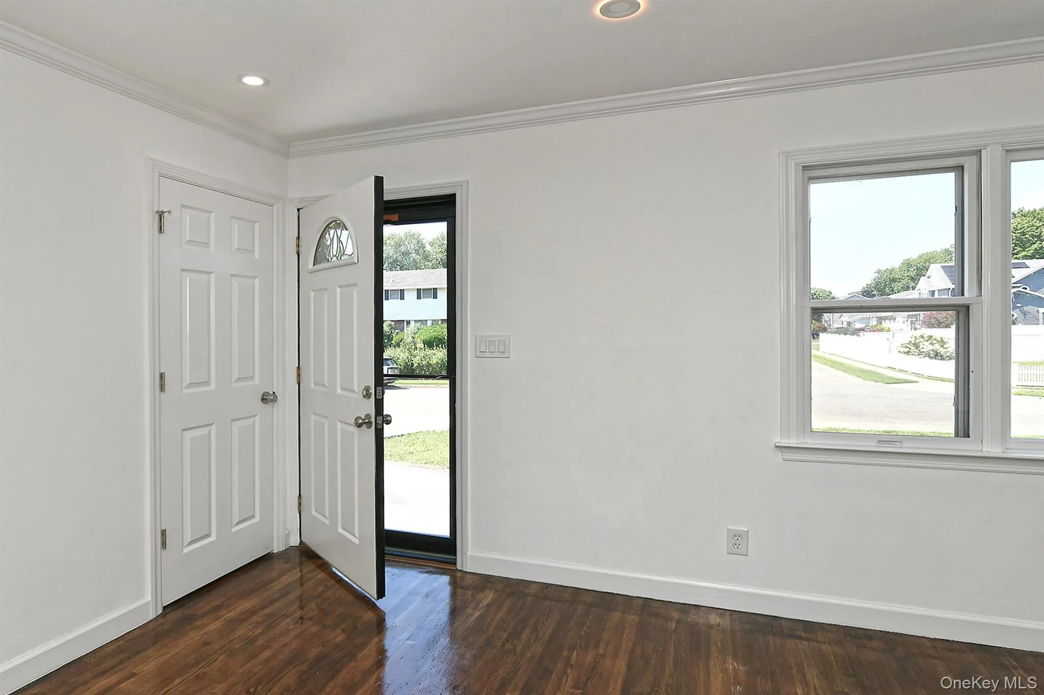 15 Parkview Drive, Smithtown, NY, 3 Bedrooms Bedrooms, 7 Rooms Rooms,3 BathroomsBathrooms,Residential,For Rent,Parkview,0,1036159 15 Parkview Drive, Smithtown, NY, 3 Bedrooms Bedrooms, 7 Rooms Rooms,3 BathroomsBathrooms,Residential,For Rent,Parkview,0,1036159