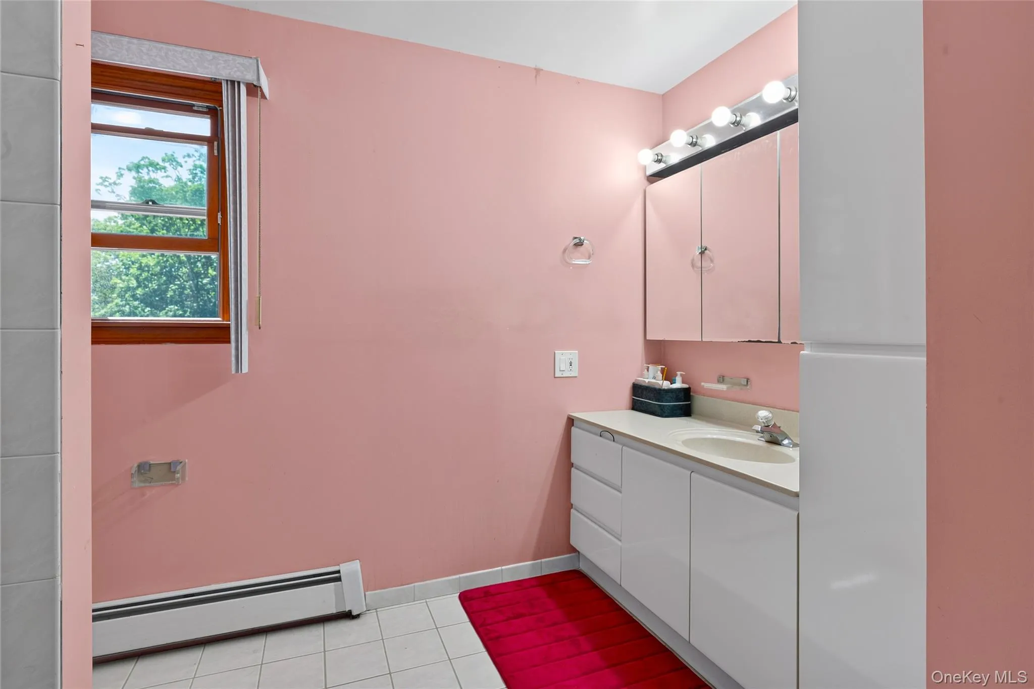 4 Winding Lane, Islip, NY, 5 Bedrooms Bedrooms, 9 Rooms Rooms,3 BathroomsBathrooms,Residential,For Rent,Winding,0,1036164 4 Winding Lane, Islip, NY, 5 Bedrooms Bedrooms, 9 Rooms Rooms,3 BathroomsBathrooms,Residential,For Rent,Winding,0,1036164