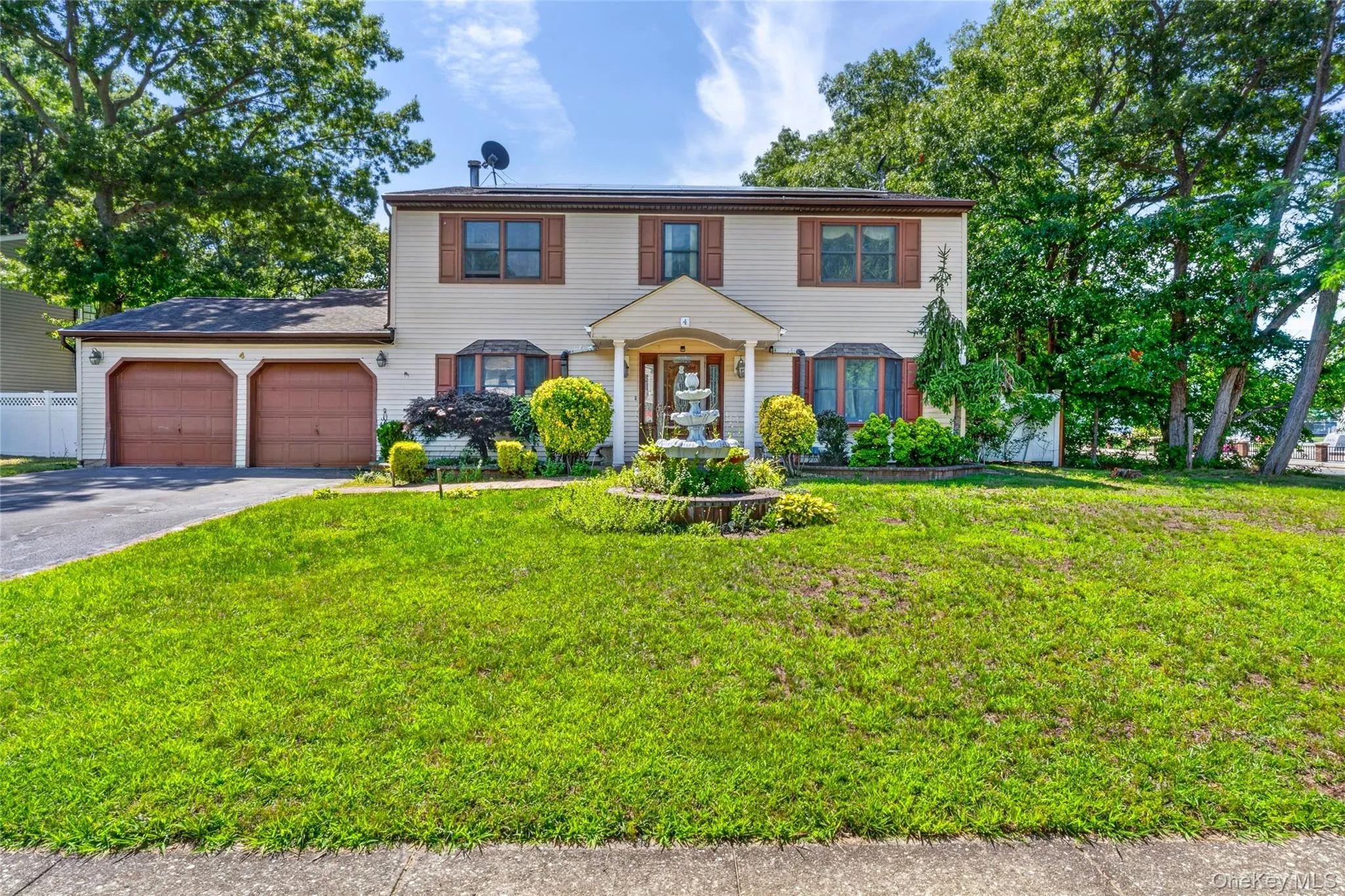 4 Winding Lane, Islip, NY, 5 Bedrooms Bedrooms, 9 Rooms Rooms,3 BathroomsBathrooms,Residential,For Rent,Winding,0,1036164 4 Winding Lane, Islip, NY, 5 Bedrooms Bedrooms, 9 Rooms Rooms,3 BathroomsBathrooms,Residential,For Rent,Winding,0,1036164