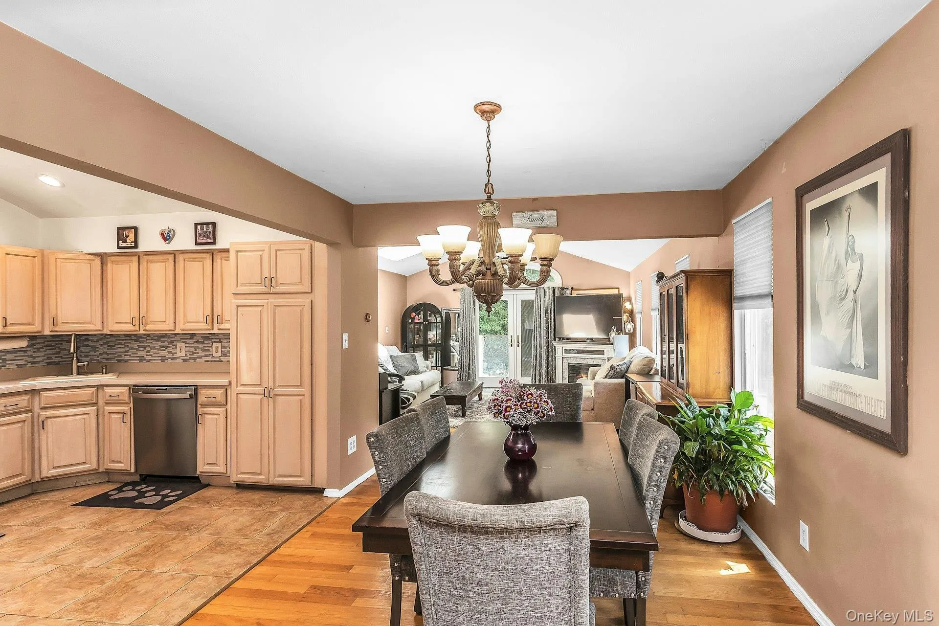 58 Crescent Place, Smithtown, NY, 4 Bedrooms Bedrooms, 8 Rooms Rooms,3 BathroomsBathrooms,Residential,For Rent,Crescent,0,1036165 58 Crescent Place, Smithtown, NY, 4 Bedrooms Bedrooms, 8 Rooms Rooms,3 BathroomsBathrooms,Residential,For Rent,Crescent,0,1036165