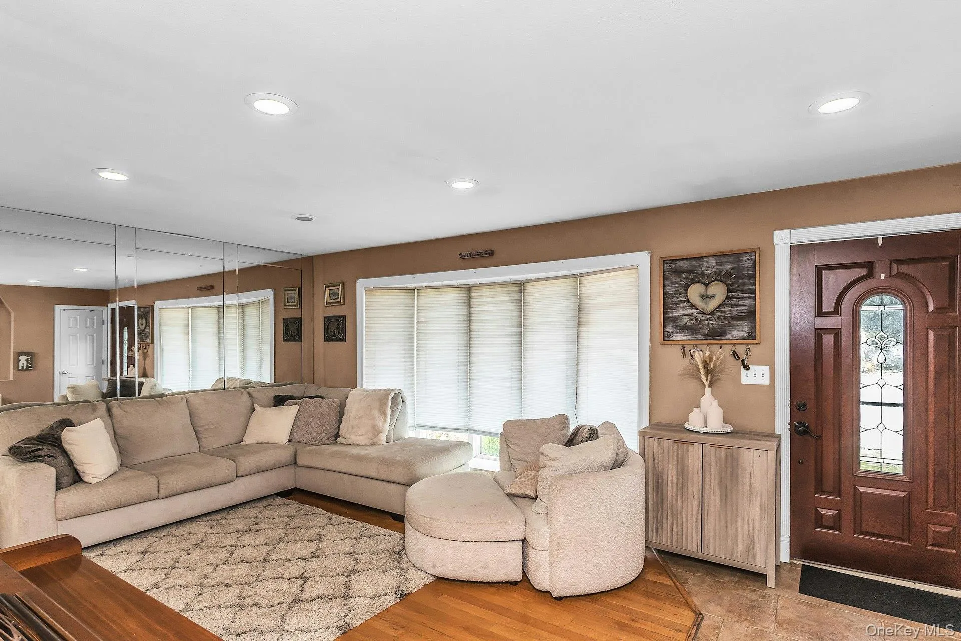 58 Crescent Place, Smithtown, NY, 4 Bedrooms Bedrooms, 8 Rooms Rooms,3 BathroomsBathrooms,Residential,For Rent,Crescent,0,1036165 58 Crescent Place, Smithtown, NY, 4 Bedrooms Bedrooms, 8 Rooms Rooms,3 BathroomsBathrooms,Residential,For Rent,Crescent,0,1036165