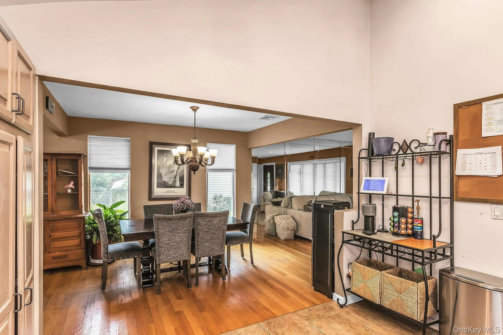 58 Crescent Place, Smithtown, NY, 4 Bedrooms Bedrooms, 8 Rooms Rooms,3 BathroomsBathrooms,Residential,For Rent,Crescent,0,1036165 58 Crescent Place, Smithtown, NY, 4 Bedrooms Bedrooms, 8 Rooms Rooms,3 BathroomsBathrooms,Residential,For Rent,Crescent,0,1036165