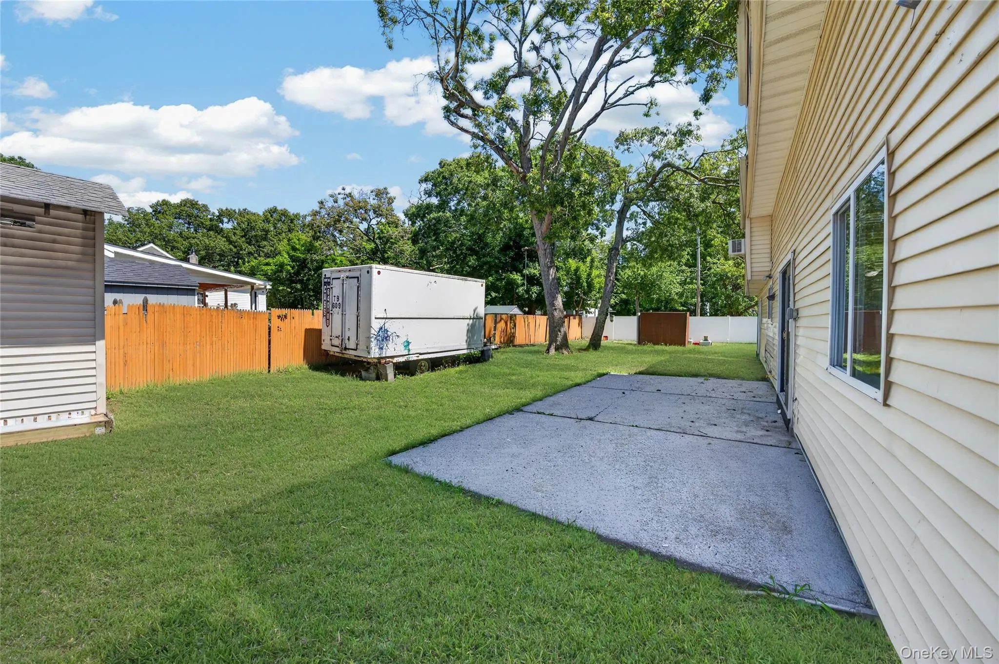 3 Lee Place, Brookhaven, NY, 5 Bedrooms Bedrooms, 7 Rooms Rooms,3 BathroomsBathrooms,Residential,For Rent,Lee,0,1036168 3 Lee Place, Brookhaven, NY, 5 Bedrooms Bedrooms, 7 Rooms Rooms,3 BathroomsBathrooms,Residential,For Rent,Lee,0,1036168