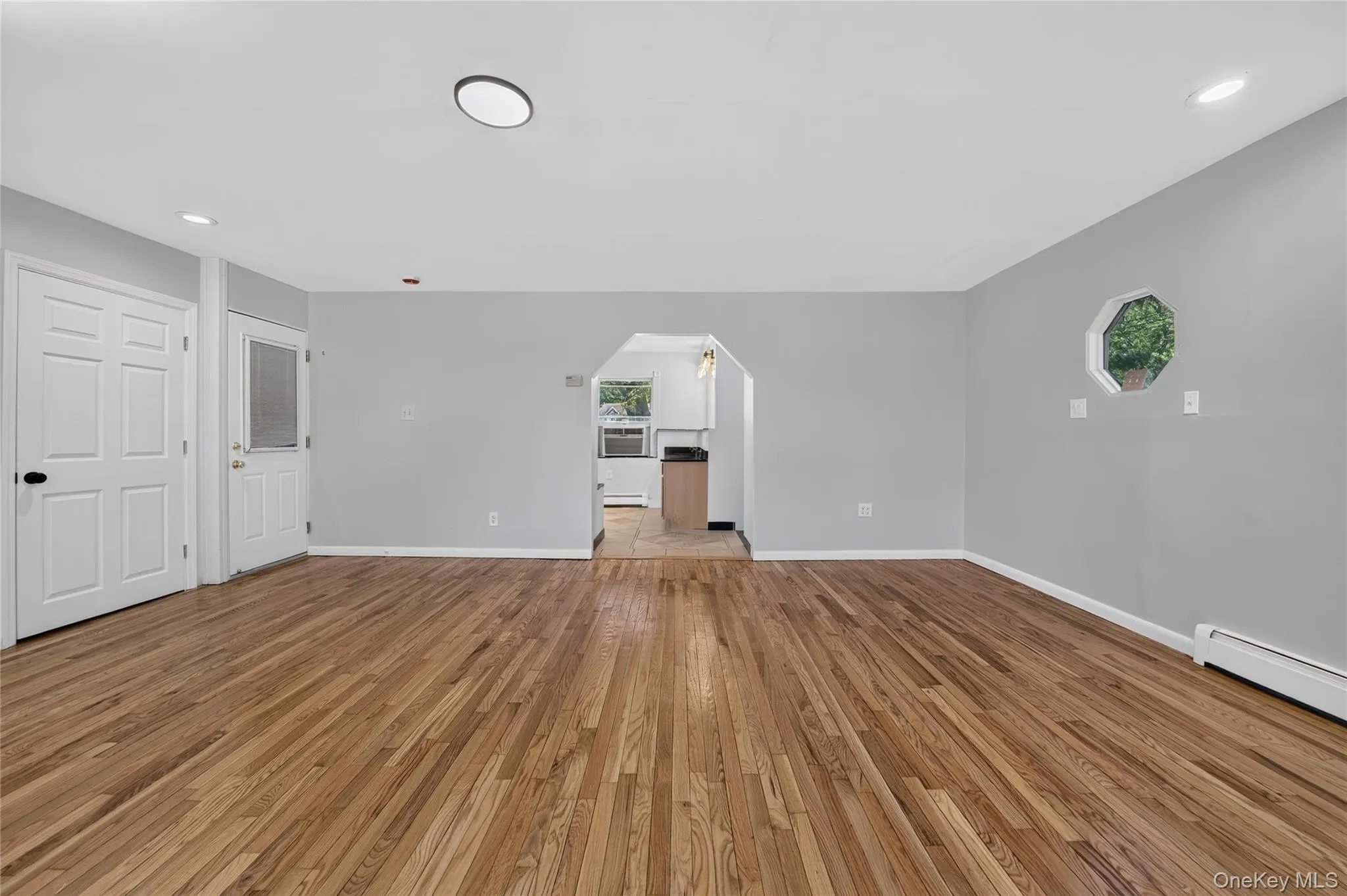 3 Lee Place, Brookhaven, NY, 5 Bedrooms Bedrooms, 7 Rooms Rooms,3 BathroomsBathrooms,Residential,For Rent,Lee,0,1036168 3 Lee Place, Brookhaven, NY, 5 Bedrooms Bedrooms, 7 Rooms Rooms,3 BathroomsBathrooms,Residential,For Rent,Lee,0,1036168