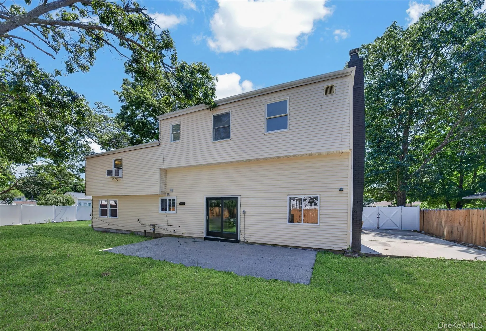 3 Lee Place, Brookhaven, NY, 5 Bedrooms Bedrooms, 7 Rooms Rooms,3 BathroomsBathrooms,Residential,For Rent,Lee,0,1036168 3 Lee Place, Brookhaven, NY, 5 Bedrooms Bedrooms, 7 Rooms Rooms,3 BathroomsBathrooms,Residential,For Rent,Lee,0,1036168