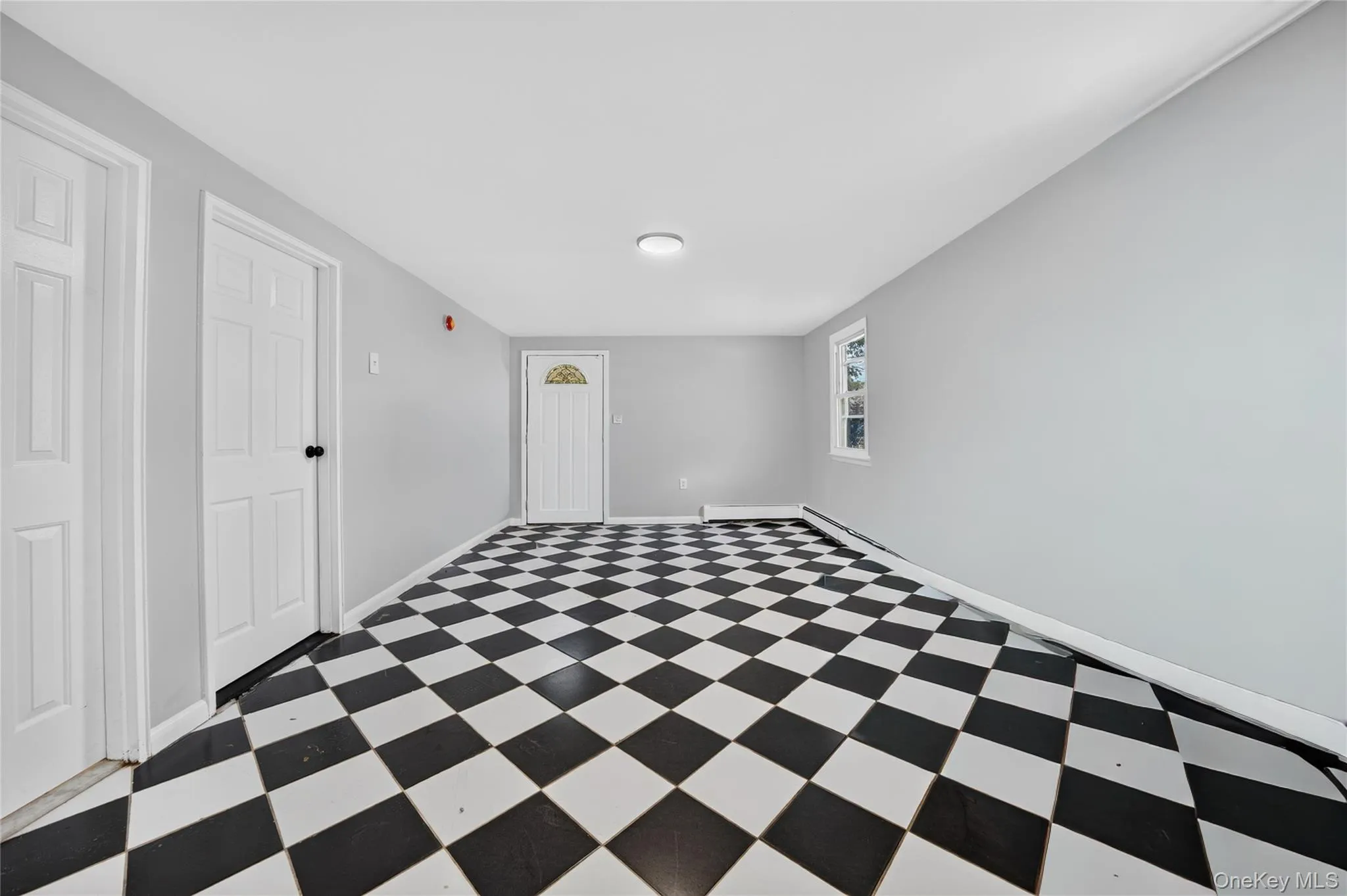 3 Lee Place, Brookhaven, NY, 5 Bedrooms Bedrooms, 7 Rooms Rooms,3 BathroomsBathrooms,Residential,For Rent,Lee,0,1036168 3 Lee Place, Brookhaven, NY, 5 Bedrooms Bedrooms, 7 Rooms Rooms,3 BathroomsBathrooms,Residential,For Rent,Lee,0,1036168