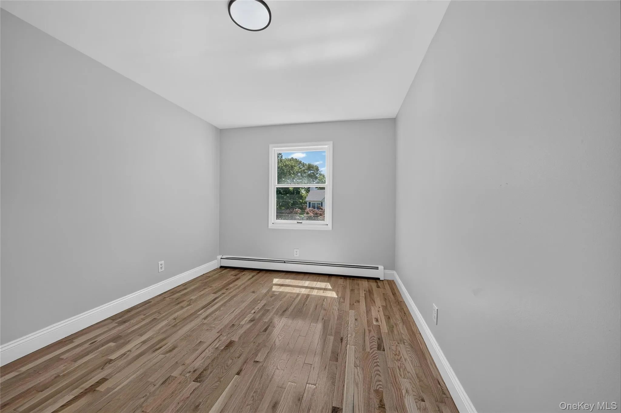 3 Lee Place, Brookhaven, NY, 5 Bedrooms Bedrooms, 7 Rooms Rooms,3 BathroomsBathrooms,Residential,For Rent,Lee,0,1036168 3 Lee Place, Brookhaven, NY, 5 Bedrooms Bedrooms, 7 Rooms Rooms,3 BathroomsBathrooms,Residential,For Rent,Lee,0,1036168