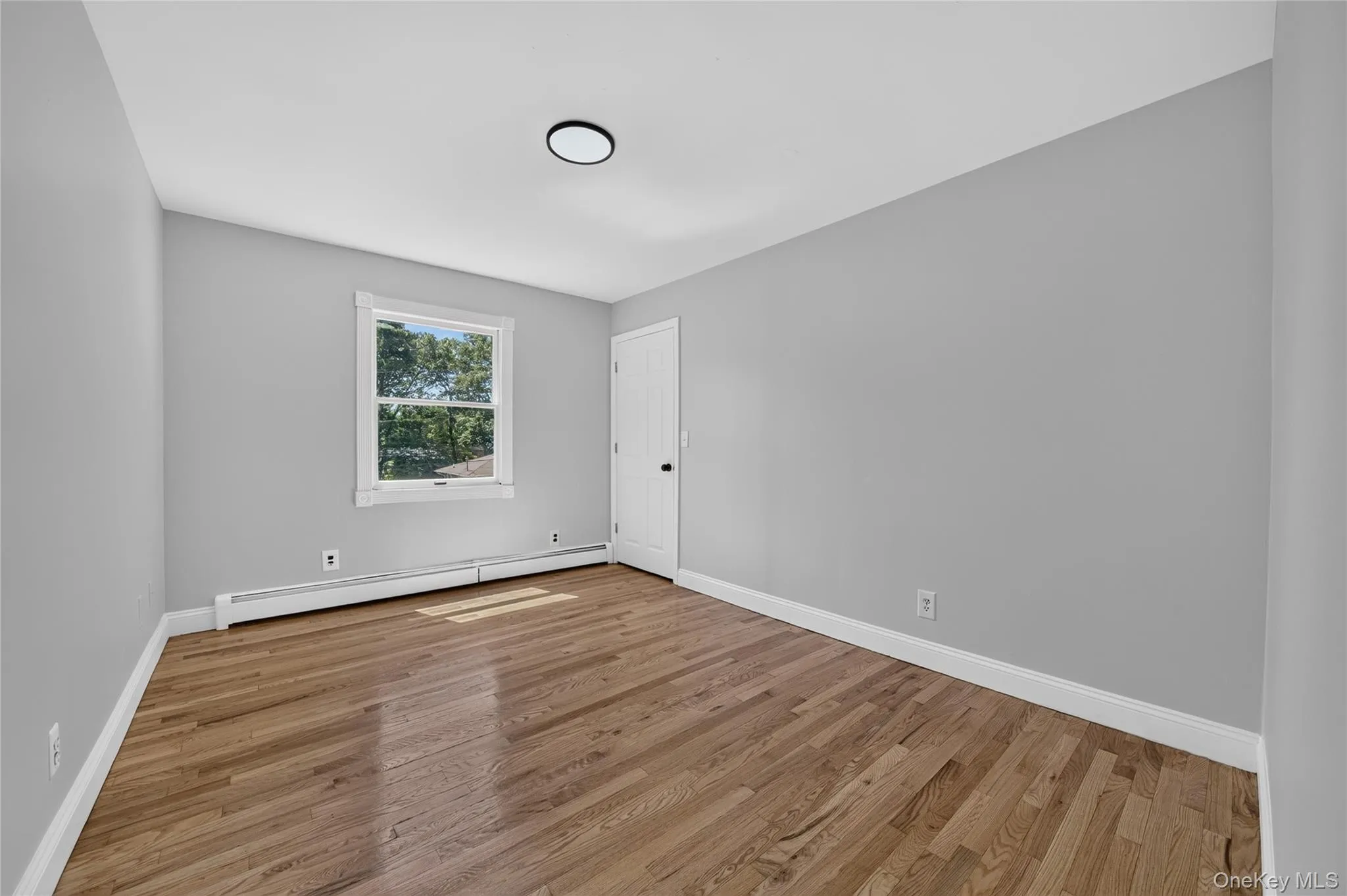 3 Lee Place, Brookhaven, NY, 5 Bedrooms Bedrooms, 7 Rooms Rooms,3 BathroomsBathrooms,Residential,For Rent,Lee,0,1036168 3 Lee Place, Brookhaven, NY, 5 Bedrooms Bedrooms, 7 Rooms Rooms,3 BathroomsBathrooms,Residential,For Rent,Lee,0,1036168