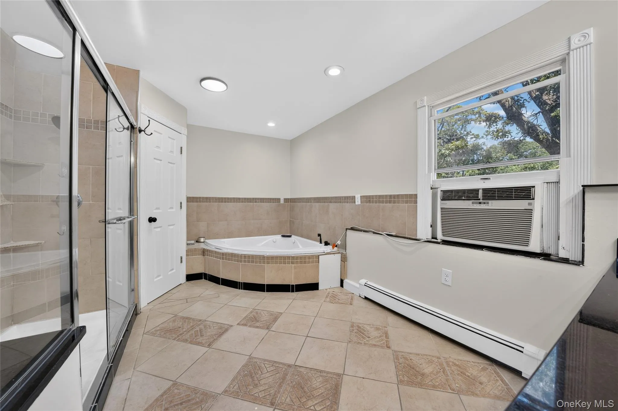 3 Lee Place, Brookhaven, NY, 5 Bedrooms Bedrooms, 7 Rooms Rooms,3 BathroomsBathrooms,Residential,For Rent,Lee,0,1036168 3 Lee Place, Brookhaven, NY, 5 Bedrooms Bedrooms, 7 Rooms Rooms,3 BathroomsBathrooms,Residential,For Rent,Lee,0,1036168