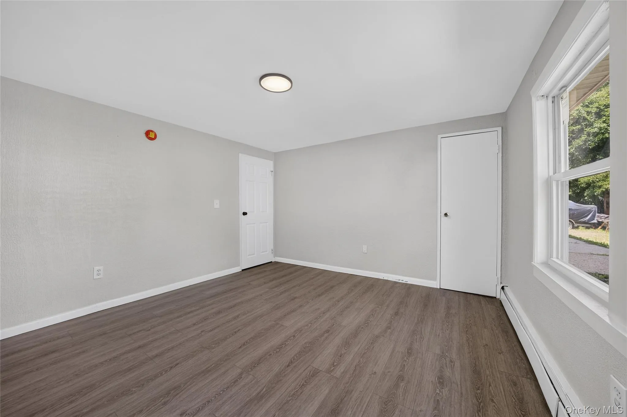 3 Lee Place, Brookhaven, NY, 5 Bedrooms Bedrooms, 7 Rooms Rooms,3 BathroomsBathrooms,Residential,For Rent,Lee,0,1036168 3 Lee Place, Brookhaven, NY, 5 Bedrooms Bedrooms, 7 Rooms Rooms,3 BathroomsBathrooms,Residential,For Rent,Lee,0,1036168