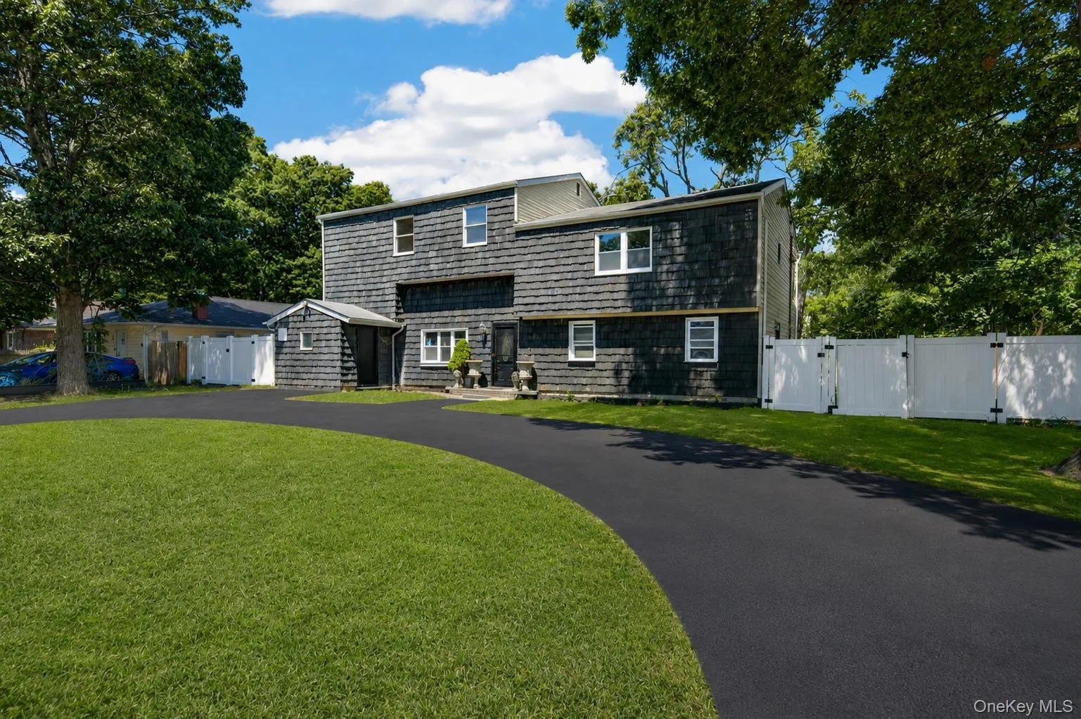 3 Lee Place, Brookhaven, NY, 5 Bedrooms Bedrooms, 7 Rooms Rooms,3 BathroomsBathrooms,Residential,For Rent,Lee,0,1036168 3 Lee Place, Brookhaven, NY, 5 Bedrooms Bedrooms, 7 Rooms Rooms,3 BathroomsBathrooms,Residential,For Rent,Lee,0,1036168