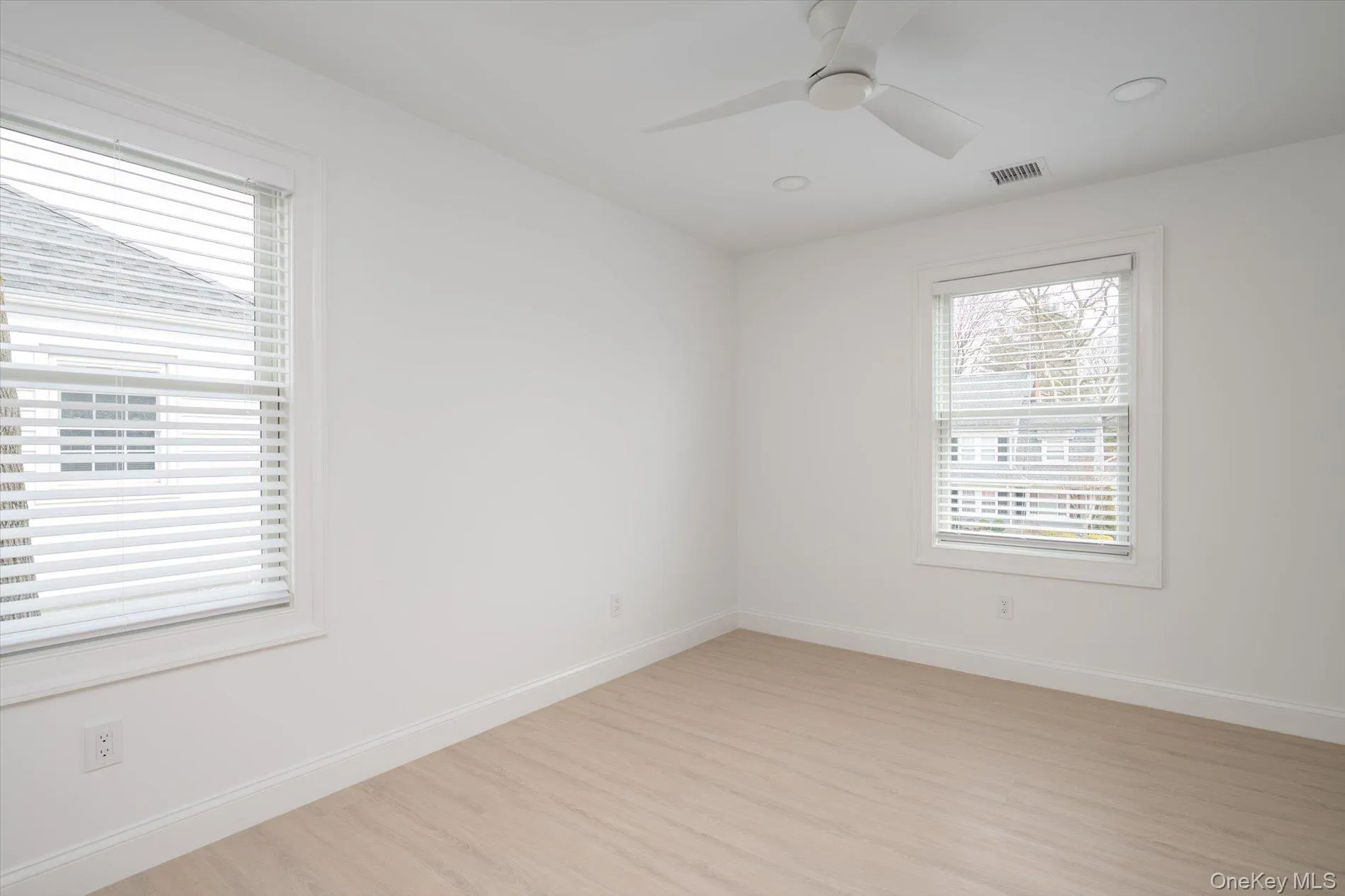 73 Stratford Road, Hempstead, NY, 5 Bedrooms Bedrooms, 12 Rooms Rooms,3 BathroomsBathrooms,Residential Lease,For Rent,Stratford,0,1036169 73 Stratford Road, Hempstead, NY, 5 Bedrooms Bedrooms, 12 Rooms Rooms,3 BathroomsBathrooms,Residential Lease,For Rent,Stratford,0,1036169