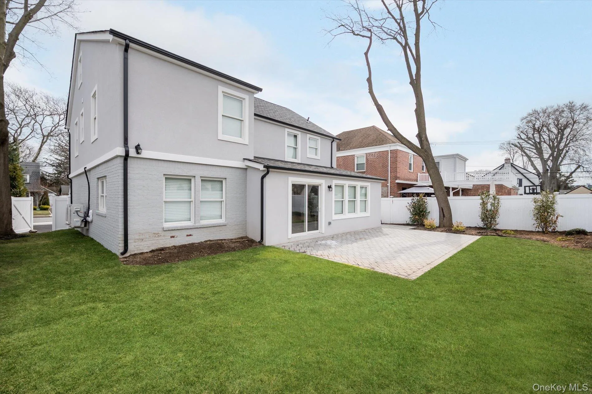 73 Stratford Road, Hempstead, NY, 5 Bedrooms Bedrooms, 12 Rooms Rooms,3 BathroomsBathrooms,Residential Lease,For Rent,Stratford,0,1036169 73 Stratford Road, Hempstead, NY, 5 Bedrooms Bedrooms, 12 Rooms Rooms,3 BathroomsBathrooms,Residential Lease,For Rent,Stratford,0,1036169