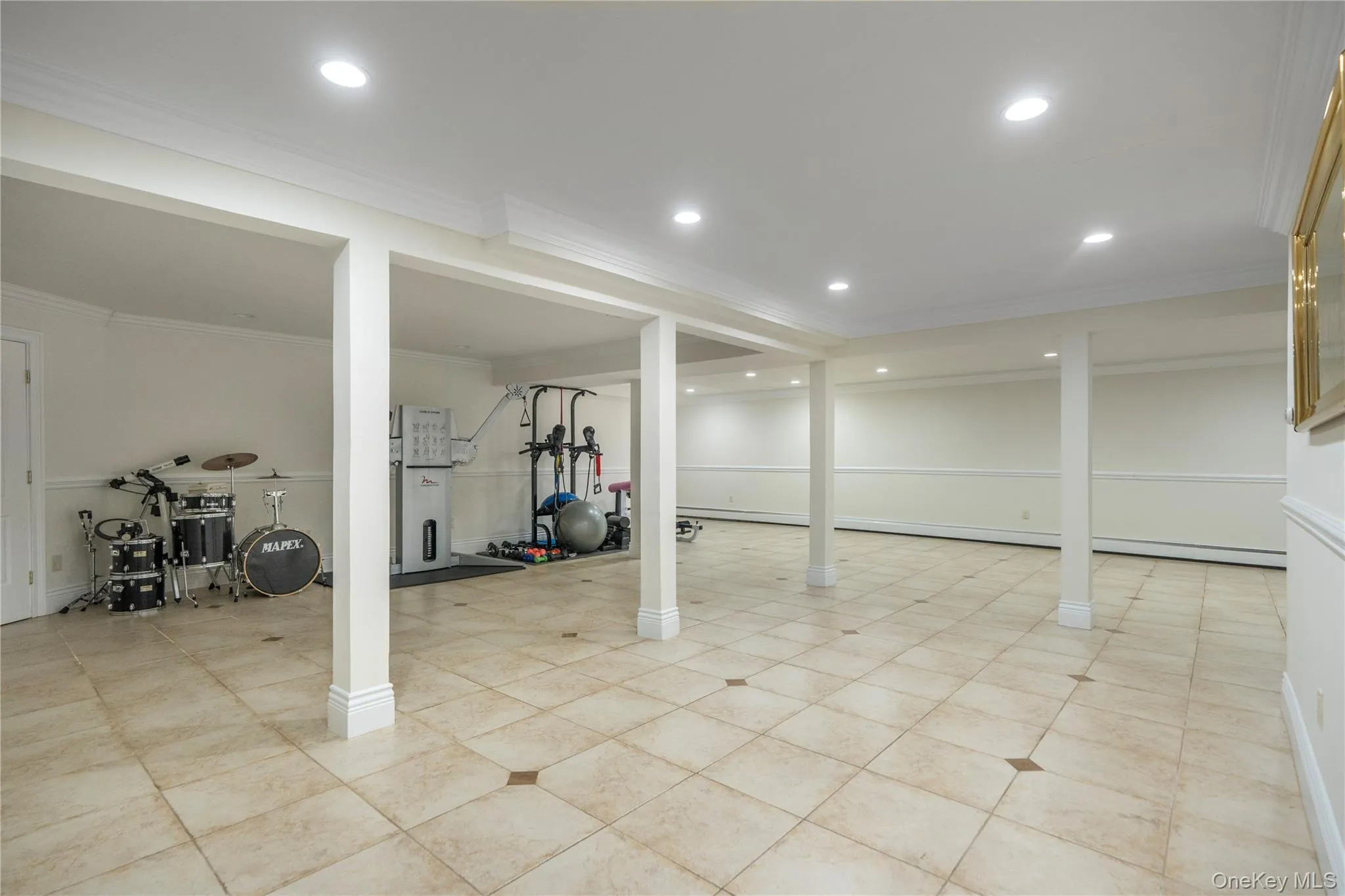 20 Stirrup Lane, Oyster Bay, NY, 6 Bedrooms Bedrooms, 12 Rooms Rooms,4 BathroomsBathrooms,Residential,For Rent,Stirrup,0,1036182 20 Stirrup Lane, Oyster Bay, NY, 6 Bedrooms Bedrooms, 12 Rooms Rooms,4 BathroomsBathrooms,Residential,For Rent,Stirrup,0,1036182