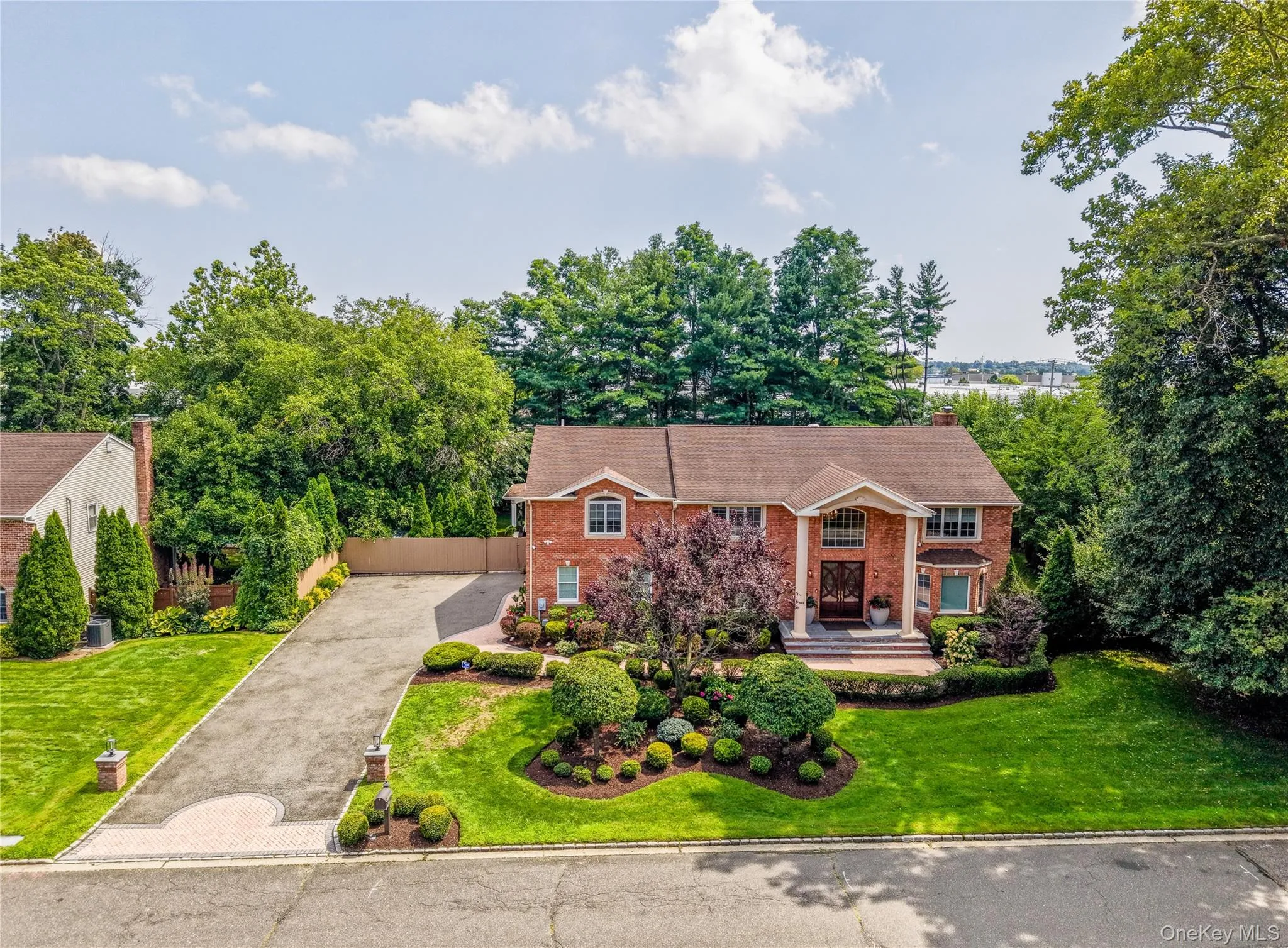 20 Stirrup Lane, Oyster Bay, NY, 6 Bedrooms Bedrooms, 12 Rooms Rooms,4 BathroomsBathrooms,Residential,For Rent,Stirrup,0,1036182 20 Stirrup Lane, Oyster Bay, NY, 6 Bedrooms Bedrooms, 12 Rooms Rooms,4 BathroomsBathrooms,Residential,For Rent,Stirrup,0,1036182