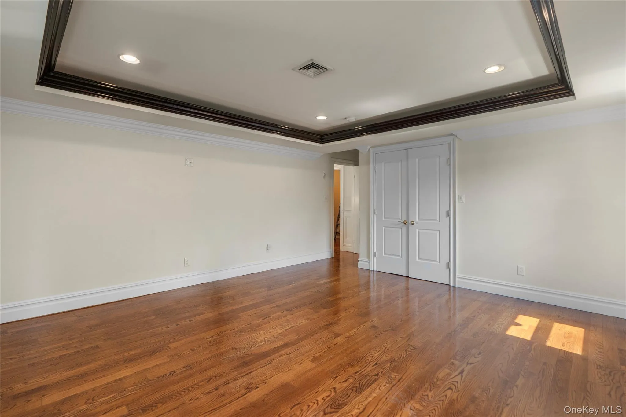 20 Stirrup Lane, Oyster Bay, NY, 6 Bedrooms Bedrooms, 12 Rooms Rooms,4 BathroomsBathrooms,Residential,For Rent,Stirrup,0,1036182 20 Stirrup Lane, Oyster Bay, NY, 6 Bedrooms Bedrooms, 12 Rooms Rooms,4 BathroomsBathrooms,Residential,For Rent,Stirrup,0,1036182