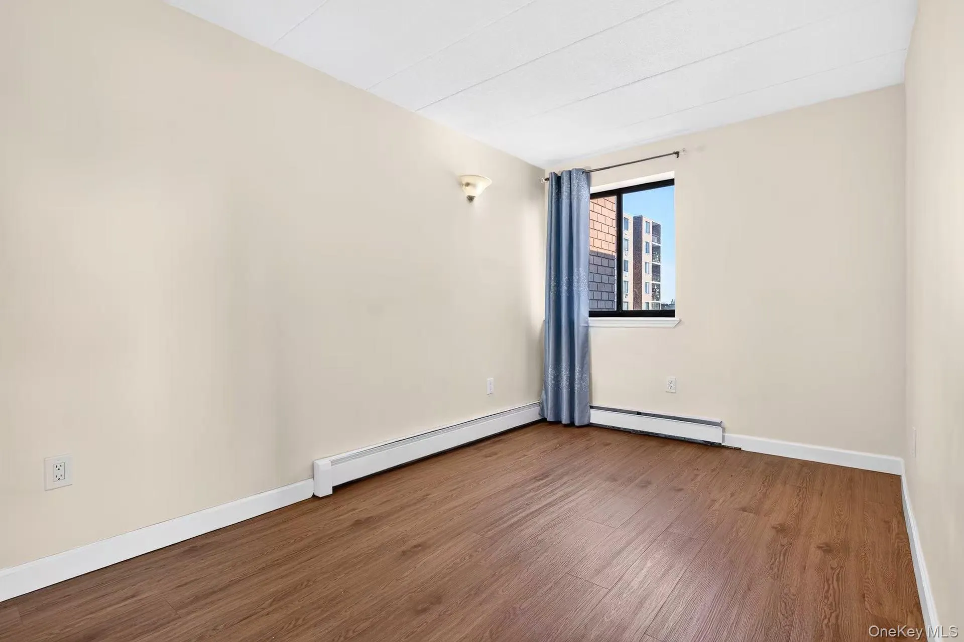 14468 38th Avenue, New York, NY, 2 Bedrooms Bedrooms, 4 Rooms Rooms,1 BathroomBathrooms,Residential,For Rent,38th,0,1036189 14468 38th Avenue, New York, NY, 2 Bedrooms Bedrooms, 4 Rooms Rooms,1 BathroomBathrooms,Residential,For Rent,38th,0,1036189