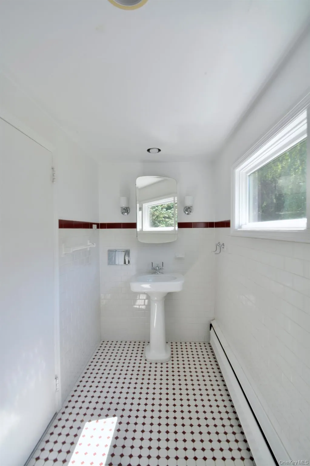 12 Ciferri Drive, Washington, NY, 4 Bedrooms Bedrooms, 7 Rooms Rooms,2 BathroomsBathrooms,Residential,For Rent,Ciferri,0,1036190 12 Ciferri Drive, Washington, NY, 4 Bedrooms Bedrooms, 7 Rooms Rooms,2 BathroomsBathrooms,Residential,For Rent,Ciferri,0,1036190