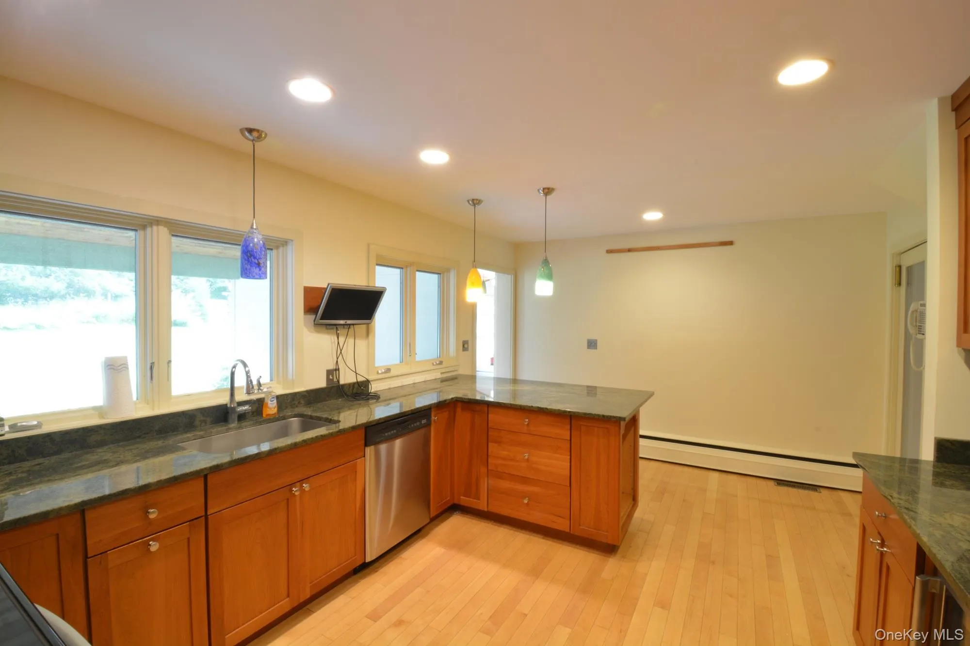 12 Ciferri Drive, Washington, NY, 4 Bedrooms Bedrooms, 7 Rooms Rooms,2 BathroomsBathrooms,Residential,For Rent,Ciferri,0,1036190 12 Ciferri Drive, Washington, NY, 4 Bedrooms Bedrooms, 7 Rooms Rooms,2 BathroomsBathrooms,Residential,For Rent,Ciferri,0,1036190