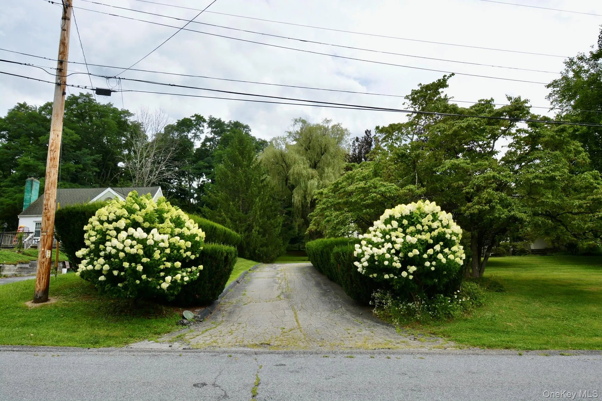 12 Ciferri Drive, Washington, NY, 4 Bedrooms Bedrooms, 7 Rooms Rooms,2 BathroomsBathrooms,Residential,For Rent,Ciferri,0,1036190 12 Ciferri Drive, Washington, NY, 4 Bedrooms Bedrooms, 7 Rooms Rooms,2 BathroomsBathrooms,Residential,For Rent,Ciferri,0,1036190