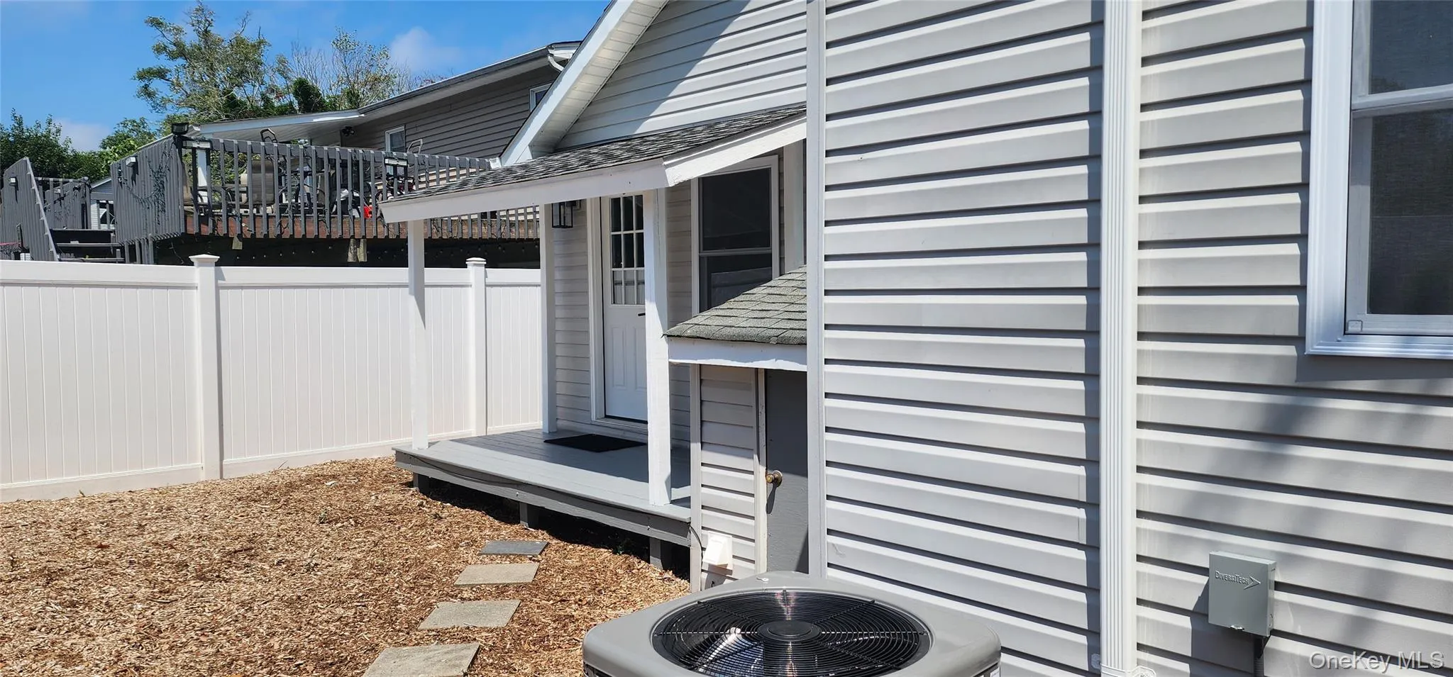 68 Montauk Drive, Brookhaven, NY, 3 Bedrooms Bedrooms, 5 Rooms Rooms,2 BathroomsBathrooms,Residential,For Rent,Montauk,0,1036191 68 Montauk Drive, Brookhaven, NY, 3 Bedrooms Bedrooms, 5 Rooms Rooms,2 BathroomsBathrooms,Residential,For Rent,Montauk,0,1036191