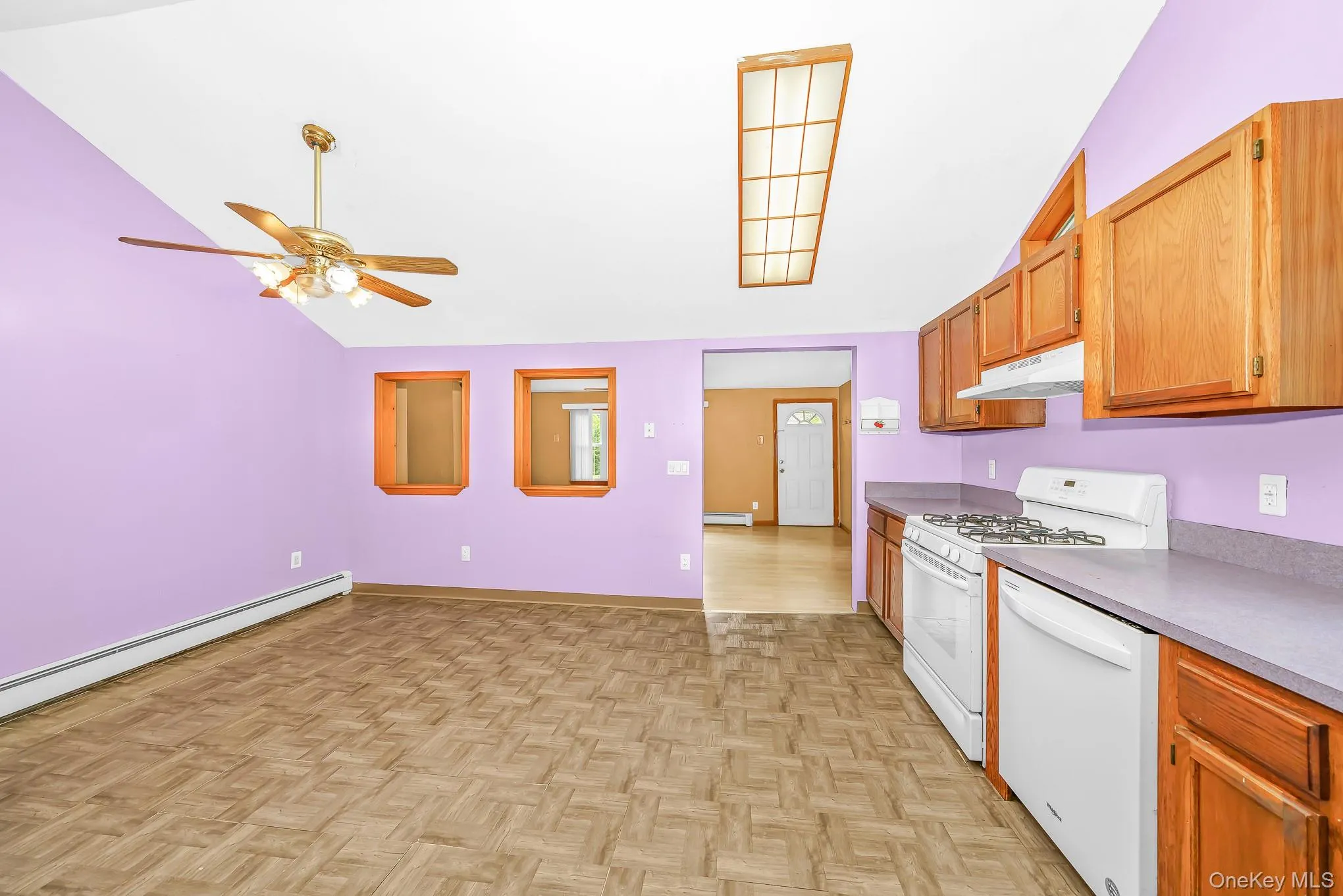 49 Salem Street, Brookhaven, NY, 3 Bedrooms Bedrooms, 6 Rooms Rooms,1 BathroomBathrooms,Residential,For Rent,Salem,0,1036195 49 Salem Street, Brookhaven, NY, 3 Bedrooms Bedrooms, 6 Rooms Rooms,1 BathroomBathrooms,Residential,For Rent,Salem,0,1036195