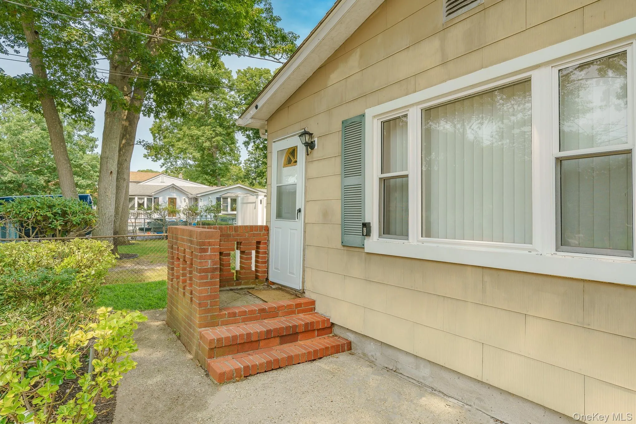 49 Salem Street, Brookhaven, NY, 3 Bedrooms Bedrooms, 6 Rooms Rooms,1 BathroomBathrooms,Residential,For Rent,Salem,0,1036195 49 Salem Street, Brookhaven, NY, 3 Bedrooms Bedrooms, 6 Rooms Rooms,1 BathroomBathrooms,Residential,For Rent,Salem,0,1036195