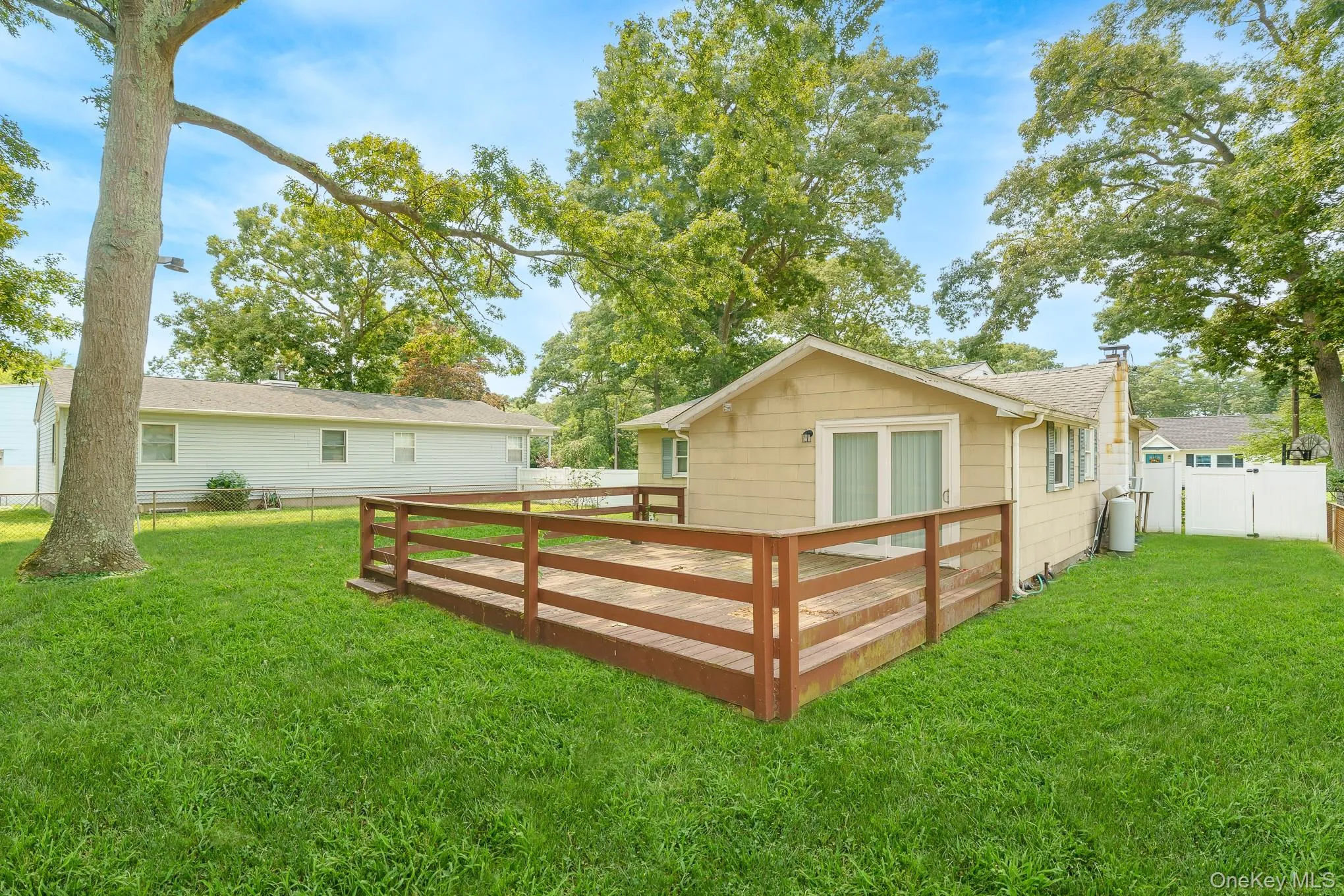 49 Salem Street, Brookhaven, NY, 3 Bedrooms Bedrooms, 6 Rooms Rooms,1 BathroomBathrooms,Residential,For Rent,Salem,0,1036195 49 Salem Street, Brookhaven, NY, 3 Bedrooms Bedrooms, 6 Rooms Rooms,1 BathroomBathrooms,Residential,For Rent,Salem,0,1036195