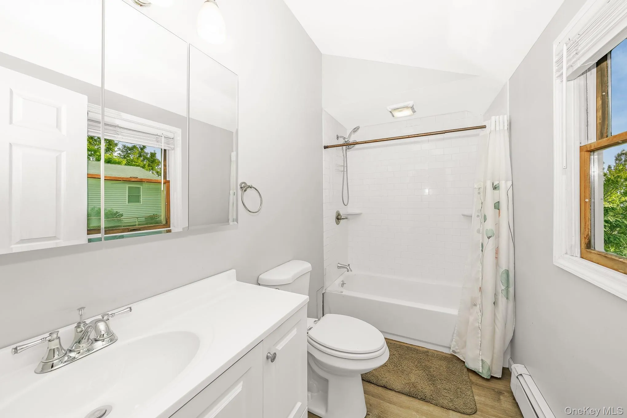 49 Salem Street, Brookhaven, NY, 3 Bedrooms Bedrooms, 6 Rooms Rooms,1 BathroomBathrooms,Residential,For Rent,Salem,0,1036195 49 Salem Street, Brookhaven, NY, 3 Bedrooms Bedrooms, 6 Rooms Rooms,1 BathroomBathrooms,Residential,For Rent,Salem,0,1036195
