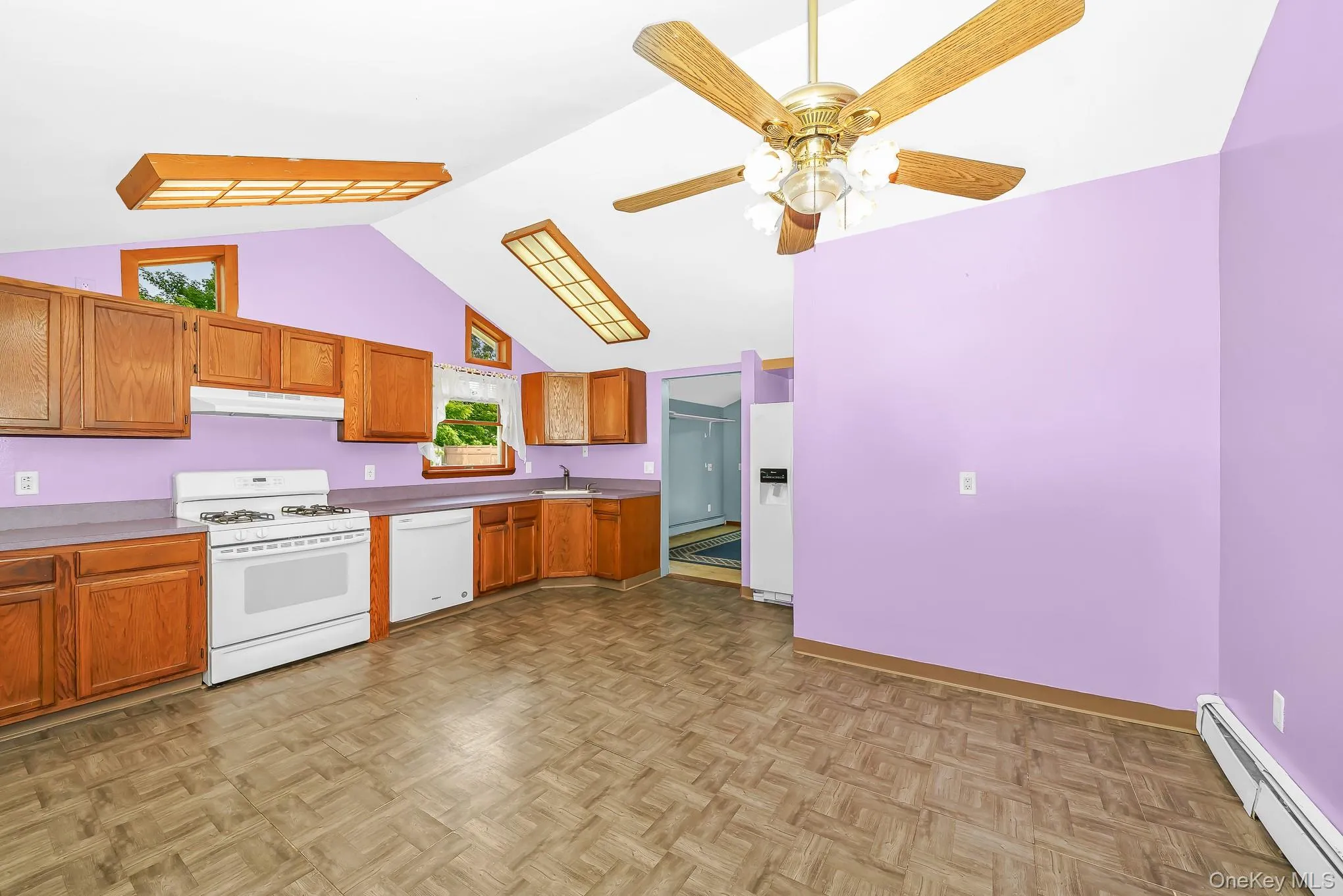 49 Salem Street, Brookhaven, NY, 3 Bedrooms Bedrooms, 6 Rooms Rooms,1 BathroomBathrooms,Residential,For Rent,Salem,0,1036195 49 Salem Street, Brookhaven, NY, 3 Bedrooms Bedrooms, 6 Rooms Rooms,1 BathroomBathrooms,Residential,For Rent,Salem,0,1036195