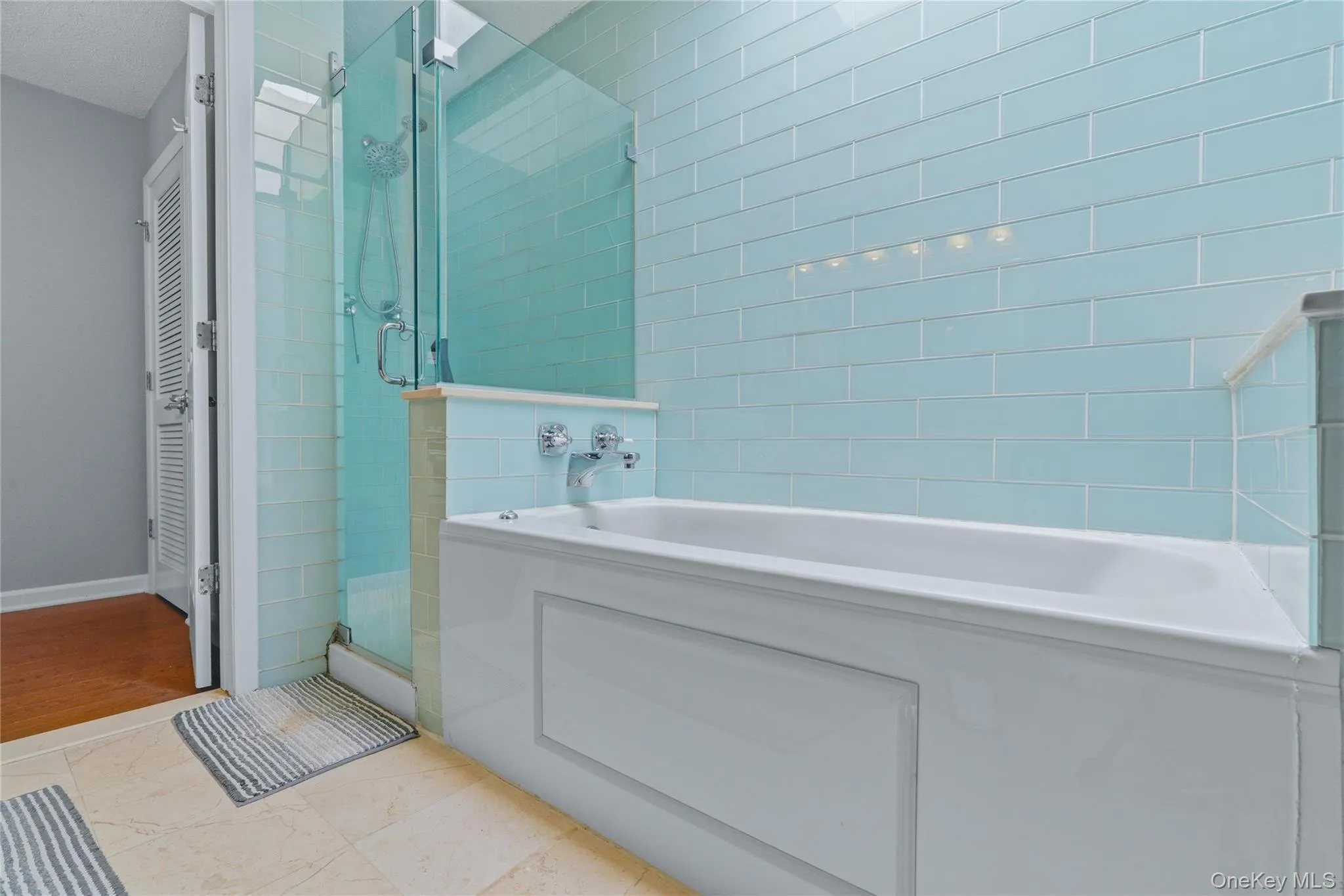 in bedroom bathroom in bedroom bathroom