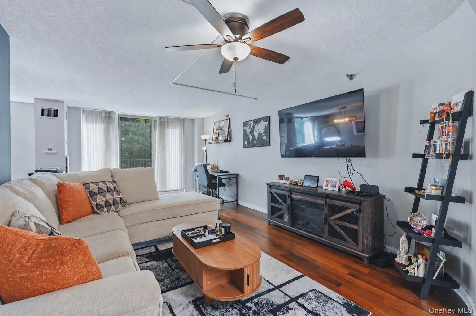 302 Church Street, White Plains, NY, 1 Bedroom Bedrooms, 4 Rooms Rooms,1 BathroomBathrooms,Residential,For Rent,Church,0,1036200 302 Church Street, White Plains, NY, 1 Bedroom Bedrooms, 4 Rooms Rooms,1 BathroomBathrooms,Residential,For Rent,Church,0,1036200