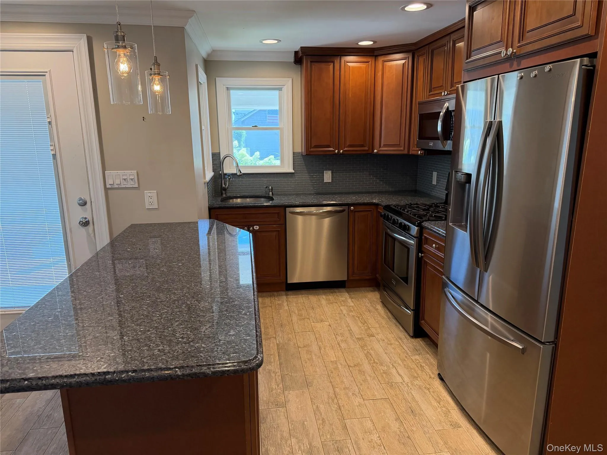 35 Trenton Avenue, Long Beach, NY, 2 Bedrooms Bedrooms, 4 Rooms Rooms,1 BathroomBathrooms,Residential Lease,For Rent,Trenton,0,1036203 35 Trenton Avenue, Long Beach, NY, 2 Bedrooms Bedrooms, 4 Rooms Rooms,1 BathroomBathrooms,Residential Lease,For Rent,Trenton,0,1036203