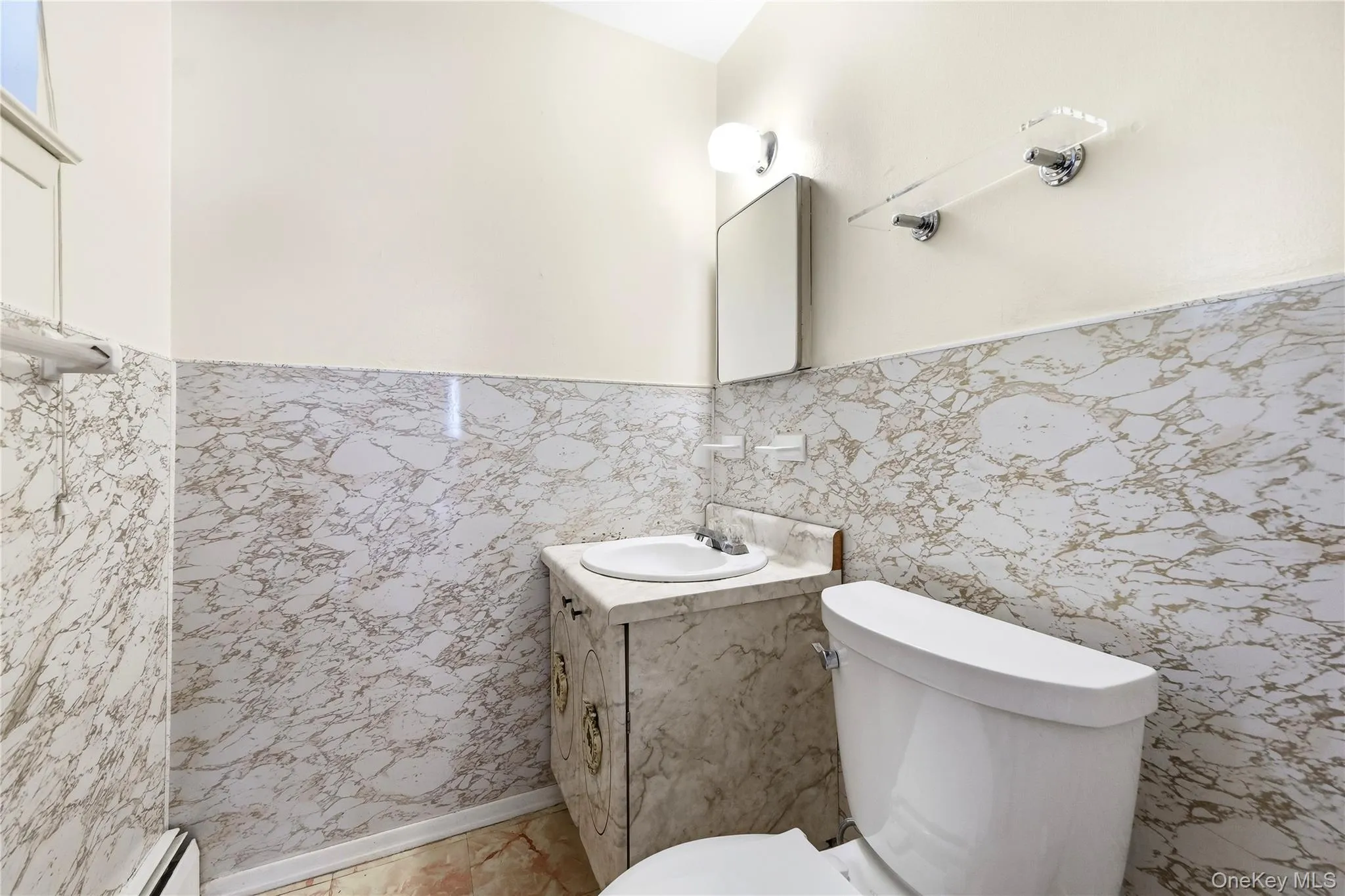 18 Valley Lane, Hempstead, NY, 4 Bedrooms Bedrooms, 8 Rooms Rooms,2 BathroomsBathrooms,Residential,For Rent,Valley,0,1036208 18 Valley Lane, Hempstead, NY, 4 Bedrooms Bedrooms, 8 Rooms Rooms,2 BathroomsBathrooms,Residential,For Rent,Valley,0,1036208