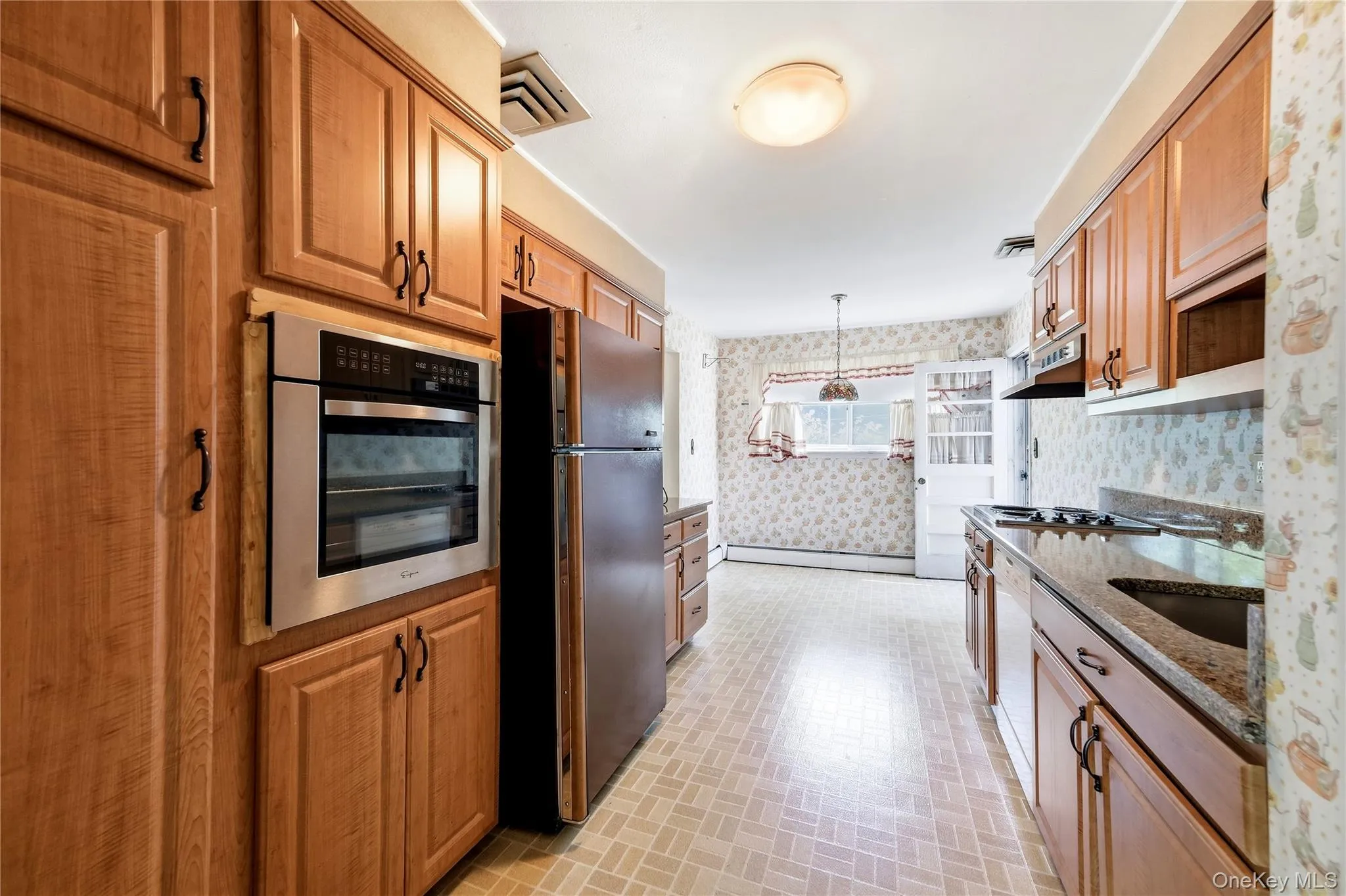 18 Valley Lane, Hempstead, NY, 4 Bedrooms Bedrooms, 8 Rooms Rooms,2 BathroomsBathrooms,Residential,For Rent,Valley,0,1036208 18 Valley Lane, Hempstead, NY, 4 Bedrooms Bedrooms, 8 Rooms Rooms,2 BathroomsBathrooms,Residential,For Rent,Valley,0,1036208