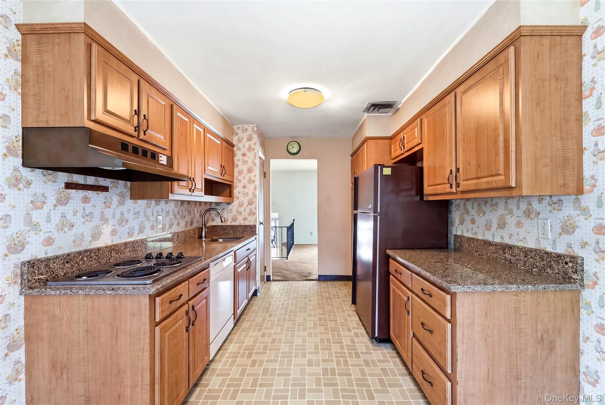 18 Valley Lane, Hempstead, NY, 4 Bedrooms Bedrooms, 8 Rooms Rooms,2 BathroomsBathrooms,Residential,For Rent,Valley,0,1036208 18 Valley Lane, Hempstead, NY, 4 Bedrooms Bedrooms, 8 Rooms Rooms,2 BathroomsBathrooms,Residential,For Rent,Valley,0,1036208