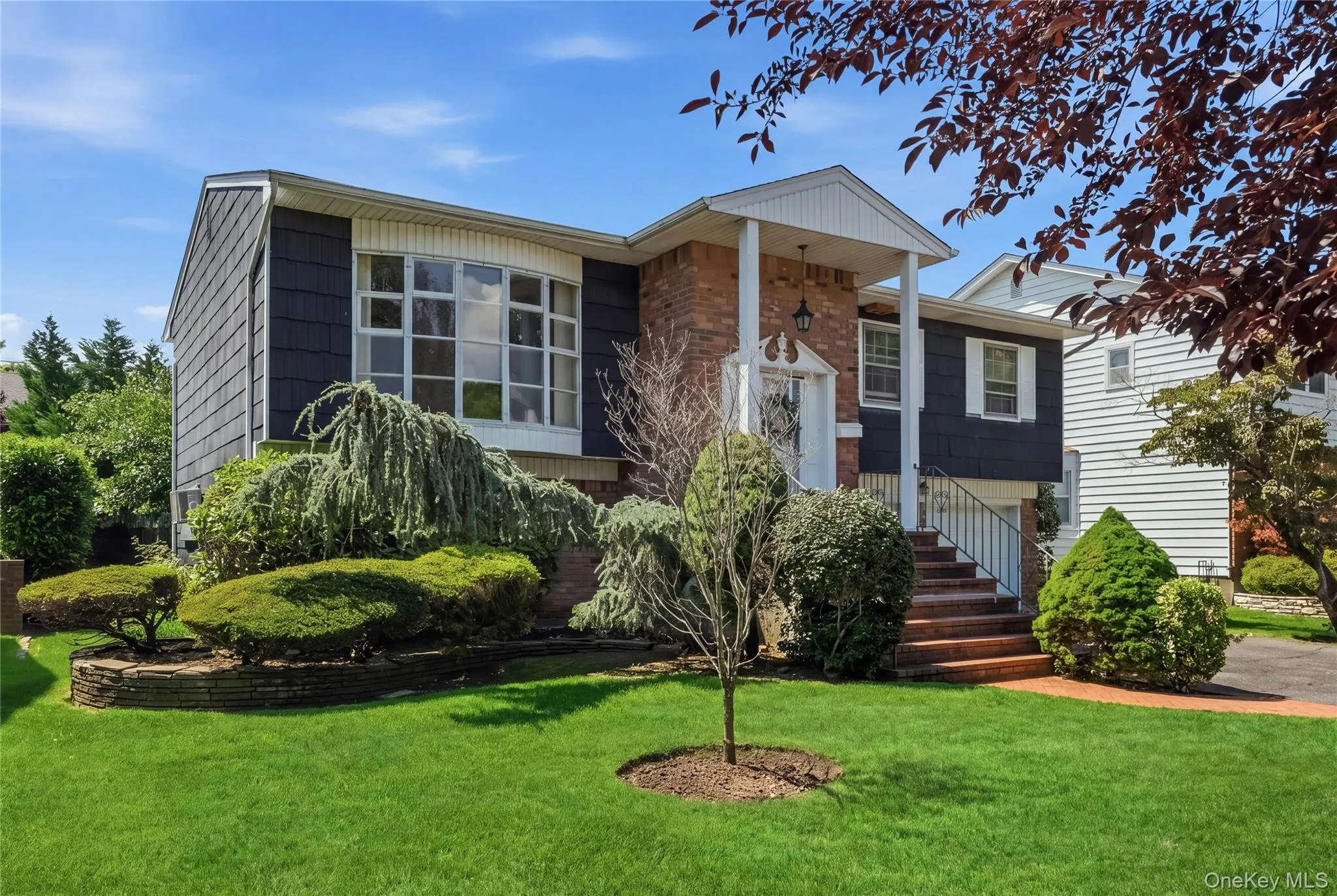 18 Valley Lane, Hempstead, NY, 4 Bedrooms Bedrooms, 8 Rooms Rooms,2 BathroomsBathrooms,Residential,For Rent,Valley,0,1036208 18 Valley Lane, Hempstead, NY, 4 Bedrooms Bedrooms, 8 Rooms Rooms,2 BathroomsBathrooms,Residential,For Rent,Valley,0,1036208