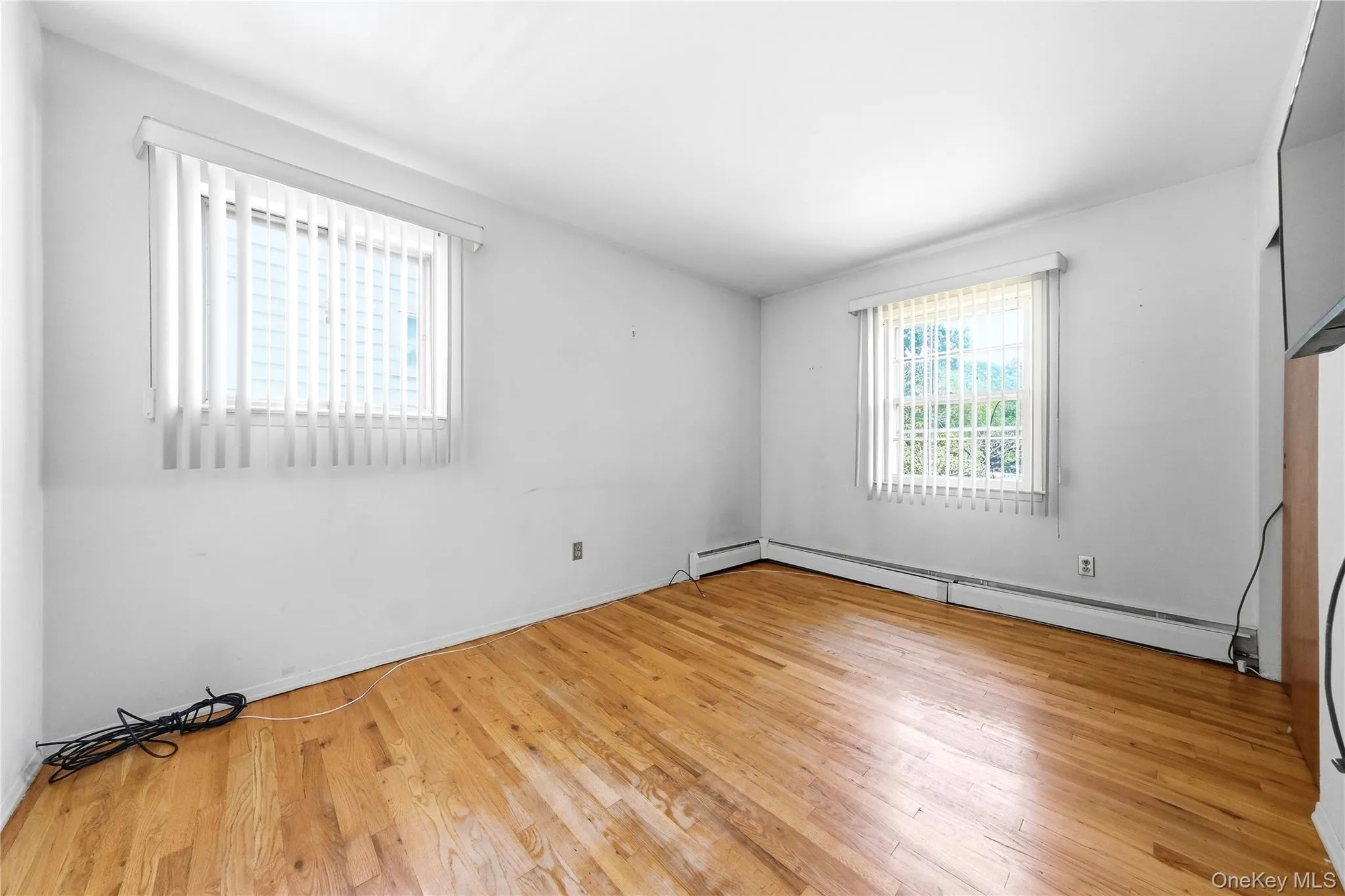 18 Valley Lane, Hempstead, NY, 4 Bedrooms Bedrooms, 8 Rooms Rooms,2 BathroomsBathrooms,Residential,For Rent,Valley,0,1036208 18 Valley Lane, Hempstead, NY, 4 Bedrooms Bedrooms, 8 Rooms Rooms,2 BathroomsBathrooms,Residential,For Rent,Valley,0,1036208