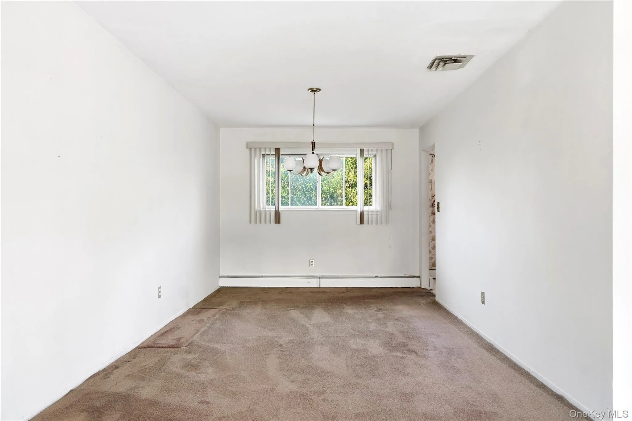18 Valley Lane, Hempstead, NY, 4 Bedrooms Bedrooms, 8 Rooms Rooms,2 BathroomsBathrooms,Residential,For Rent,Valley,0,1036208 18 Valley Lane, Hempstead, NY, 4 Bedrooms Bedrooms, 8 Rooms Rooms,2 BathroomsBathrooms,Residential,For Rent,Valley,0,1036208
