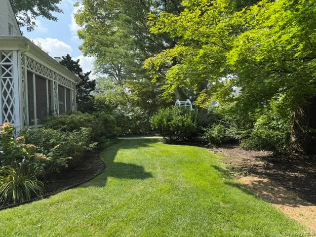 18 Shoreview Road, North Hempstead, NY, 3 Bedrooms Bedrooms, 7 Rooms Rooms,2 BathroomsBathrooms,Residential Lease,For Rent,Shoreview,0,1036215 18 Shoreview Road, North Hempstead, NY, 3 Bedrooms Bedrooms, 7 Rooms Rooms,2 BathroomsBathrooms,Residential Lease,For Rent,Shoreview,0,1036215