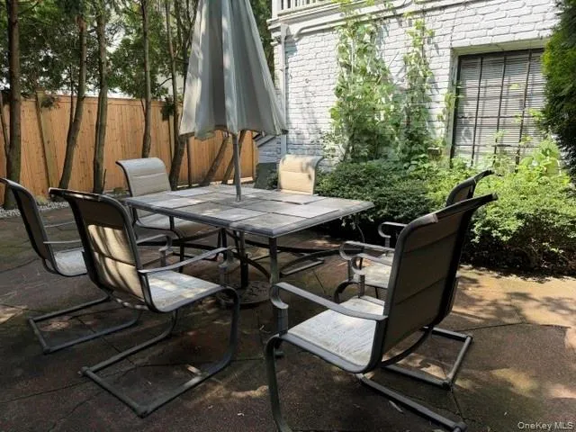 18 Shoreview Road, North Hempstead, NY, 3 Bedrooms Bedrooms, 7 Rooms Rooms,2 BathroomsBathrooms,Residential Lease,For Rent,Shoreview,0,1036215 18 Shoreview Road, North Hempstead, NY, 3 Bedrooms Bedrooms, 7 Rooms Rooms,2 BathroomsBathrooms,Residential Lease,For Rent,Shoreview,0,1036215