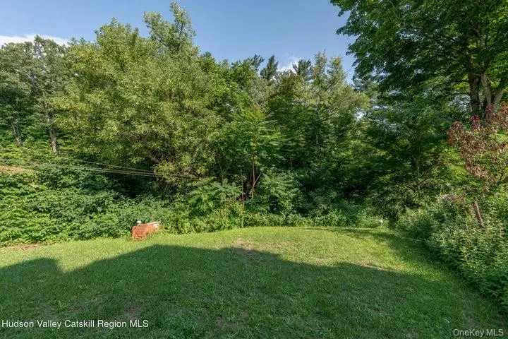 463 Main Street, Saugerties, NY, 4 Bedrooms Bedrooms, 8 Rooms Rooms,2 BathroomsBathrooms,Residential,For Rent,Main,0,1036223 463 Main Street, Saugerties, NY, 4 Bedrooms Bedrooms, 8 Rooms Rooms,2 BathroomsBathrooms,Residential,For Rent,Main,0,1036223