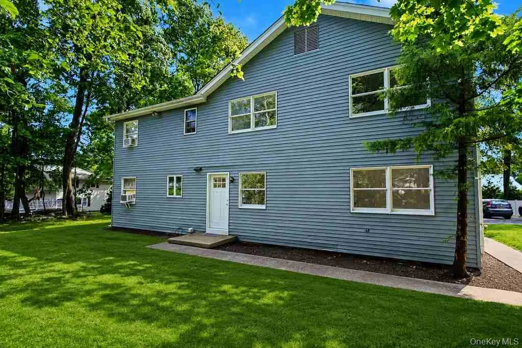 44 Schriever Lane, Clarkstown, NY, 5 Bedrooms Bedrooms, 10 Rooms Rooms,2 BathroomsBathrooms,Residential Lease,For Rent,Schriever,0,1036224 44 Schriever Lane, Clarkstown, NY, 5 Bedrooms Bedrooms, 10 Rooms Rooms,2 BathroomsBathrooms,Residential Lease,For Rent,Schriever,0,1036224